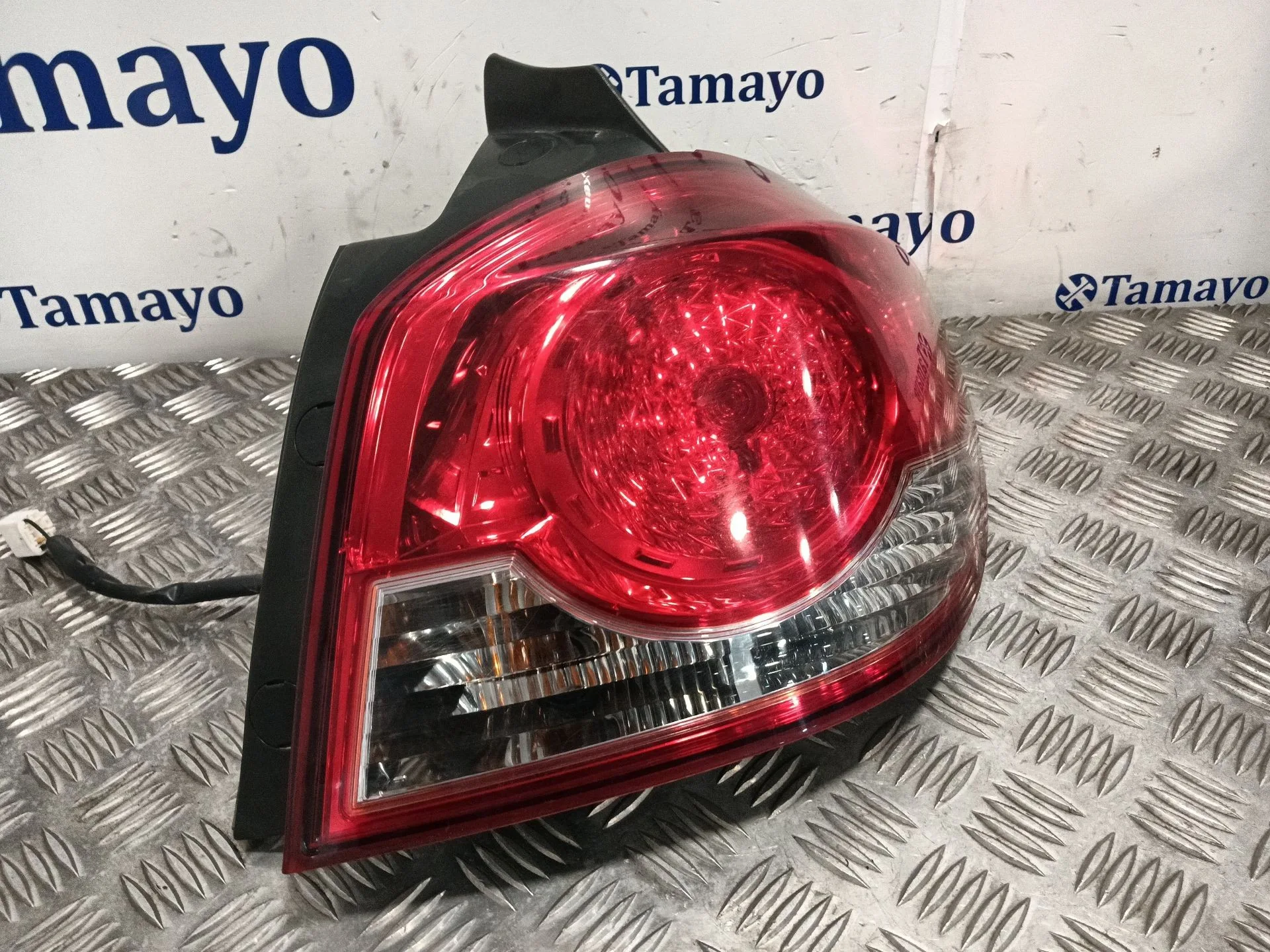 Piloto Trasero Derecho para Chevrolet Cruze Hatchback (J305)