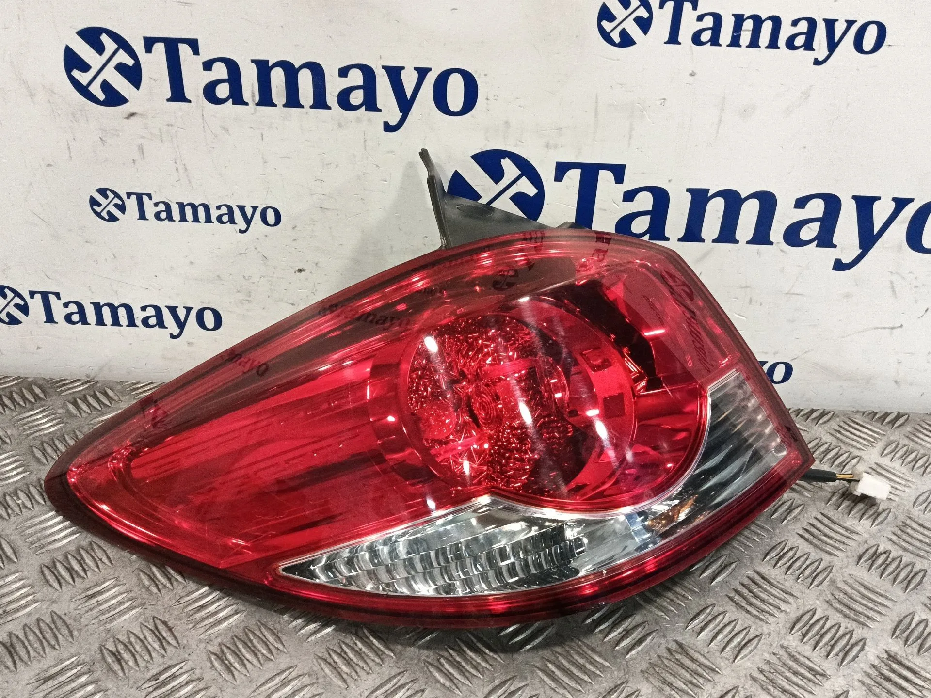 Piloto Trasero Izquierdo para Chevrolet Cruze Hatchback (J305)