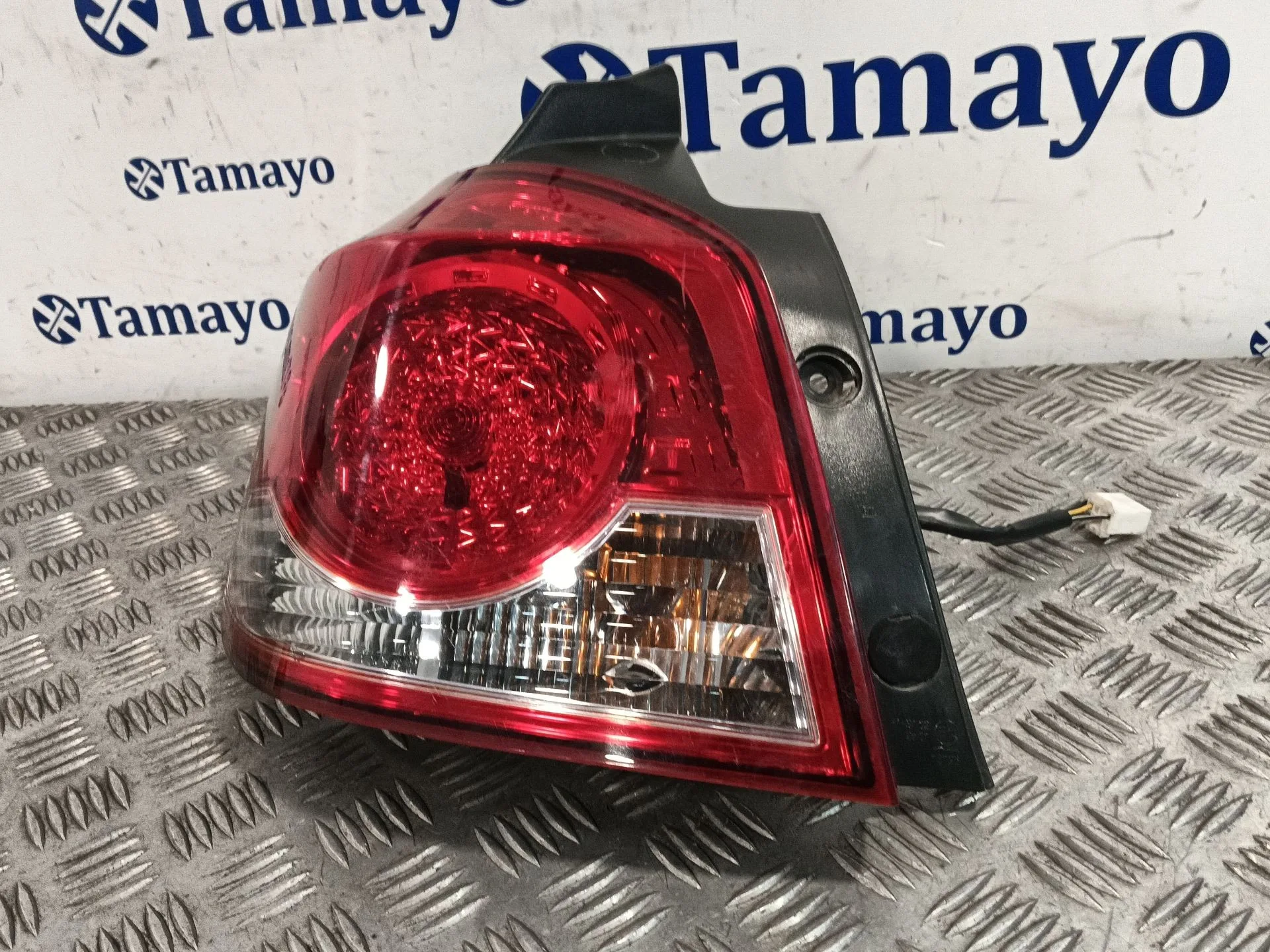 Piloto Trasero Izquierdo para Chevrolet Cruze Hatchback (J305)