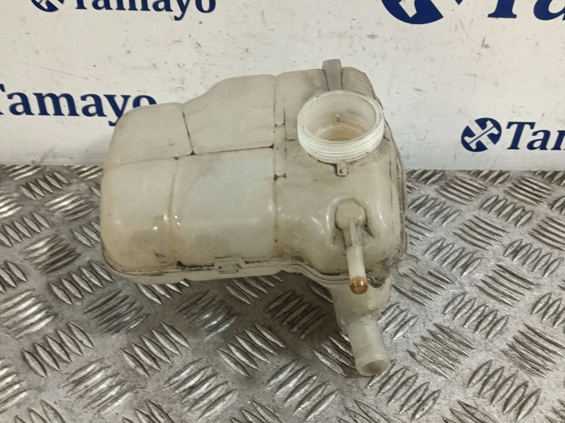 Deposito Expansion para Chevrolet Cruze Hatchback (J305)