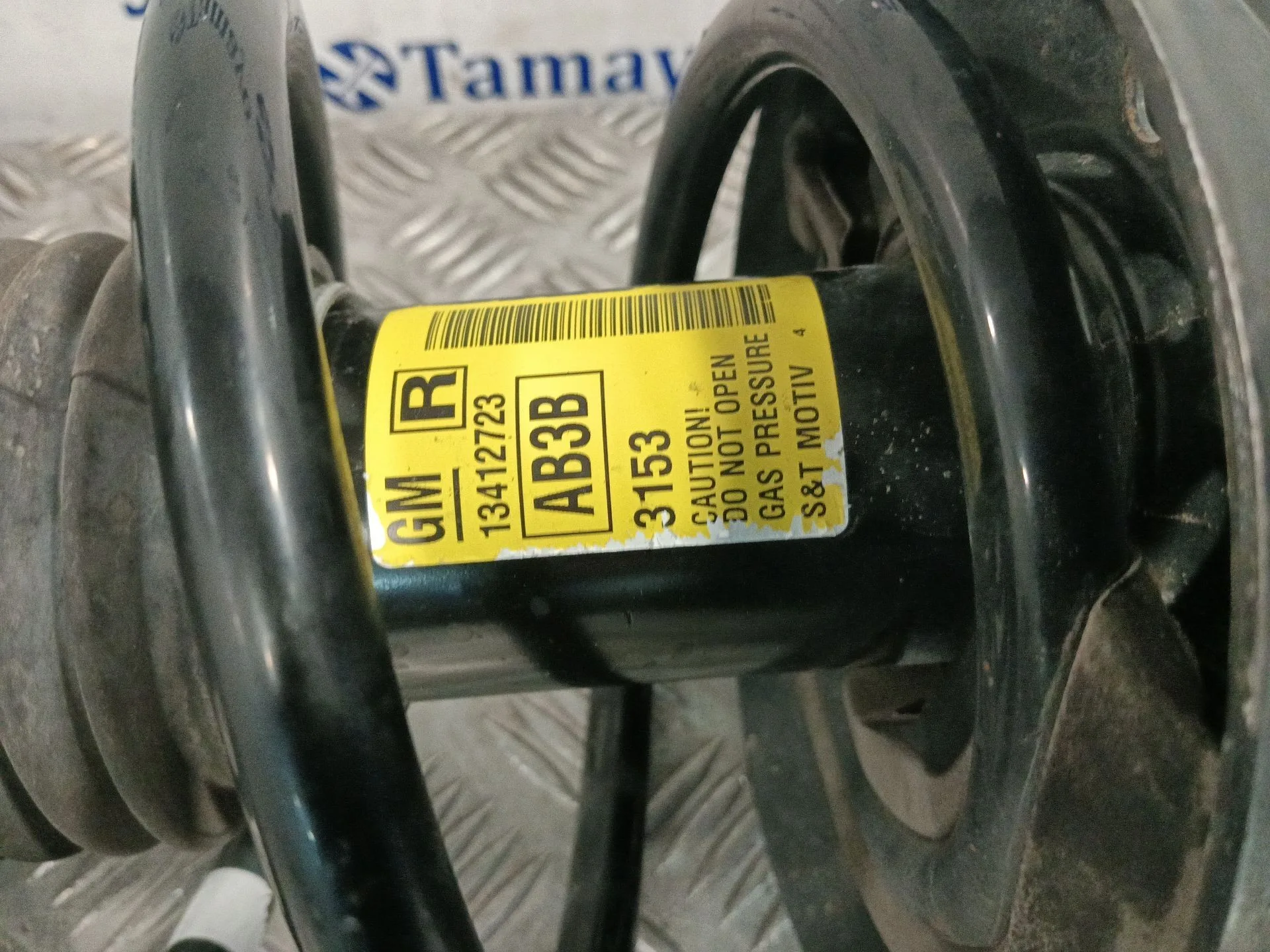Amortiguador Delantero Derecho para Chevrolet Cruze Hatchback (J305)