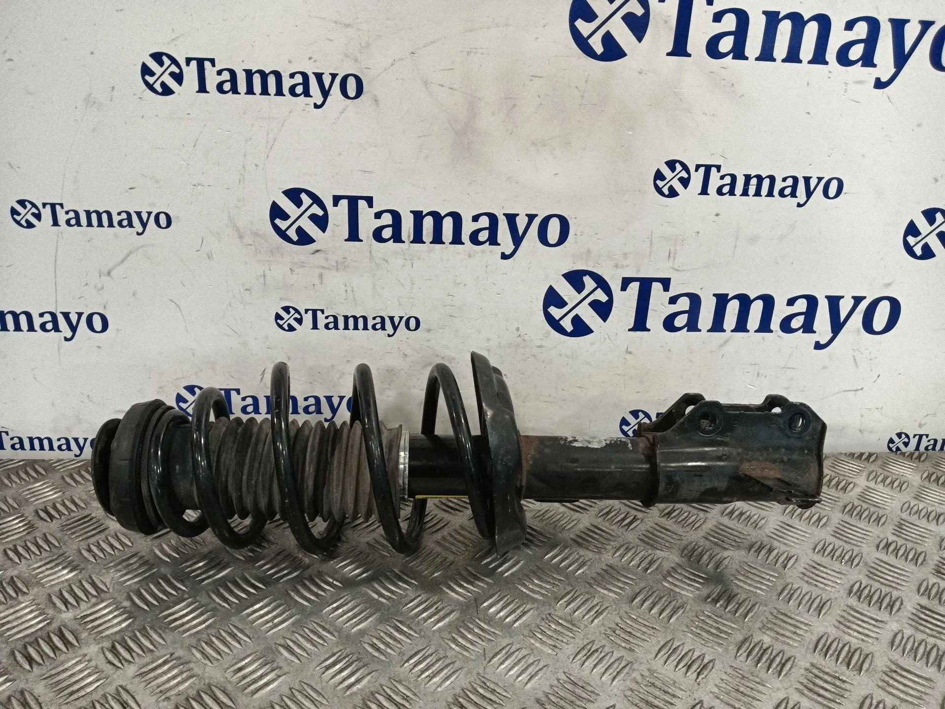 Amortiguador Delantero Izquierdo para Chevrolet Cruze Hatchback (J305)