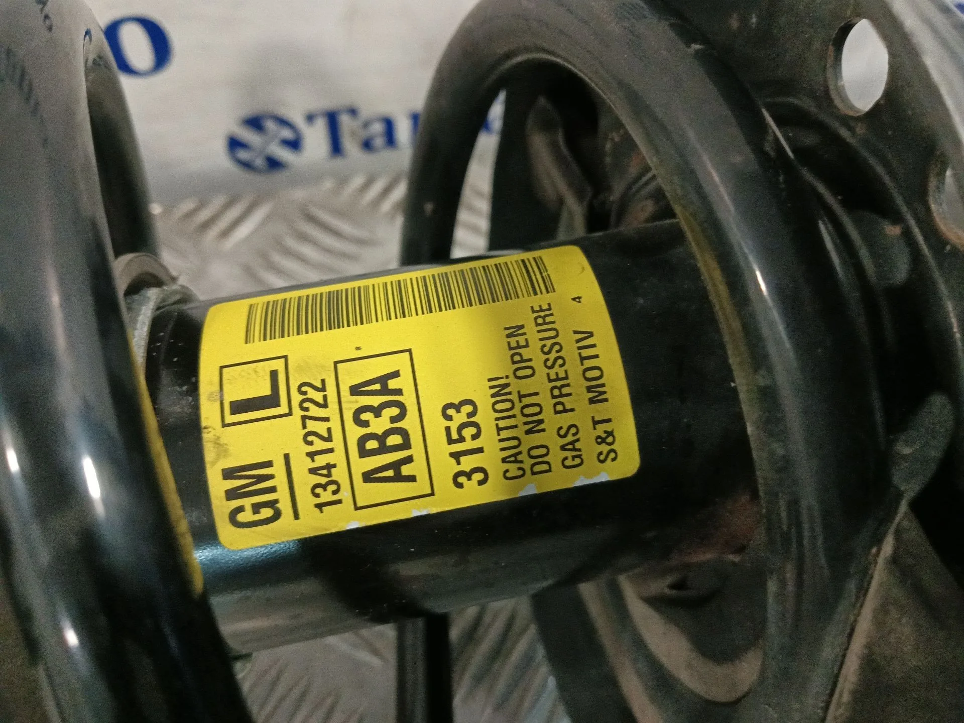 Amortiguador Delantero Izquierdo para Chevrolet Cruze Hatchback (J305)