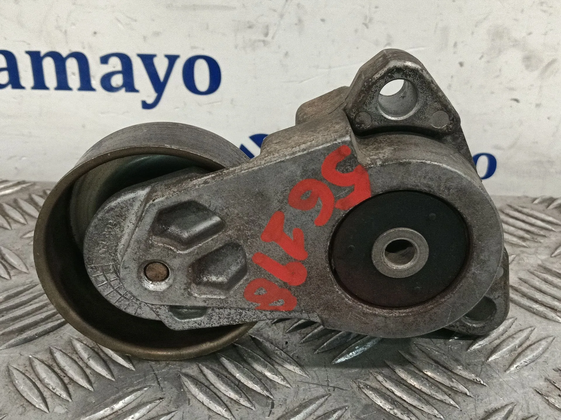 Tensor Polea Alternador para Mitsubishi Montero (V60/V70)