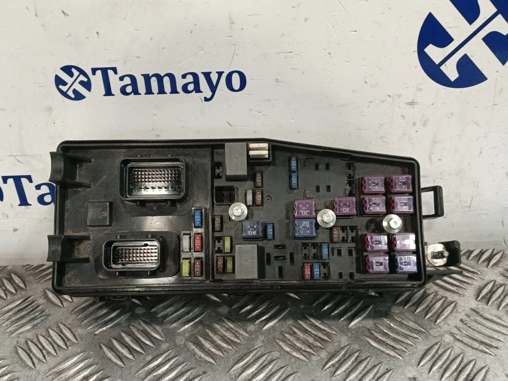 Caja Fusibles para Kia Carnival