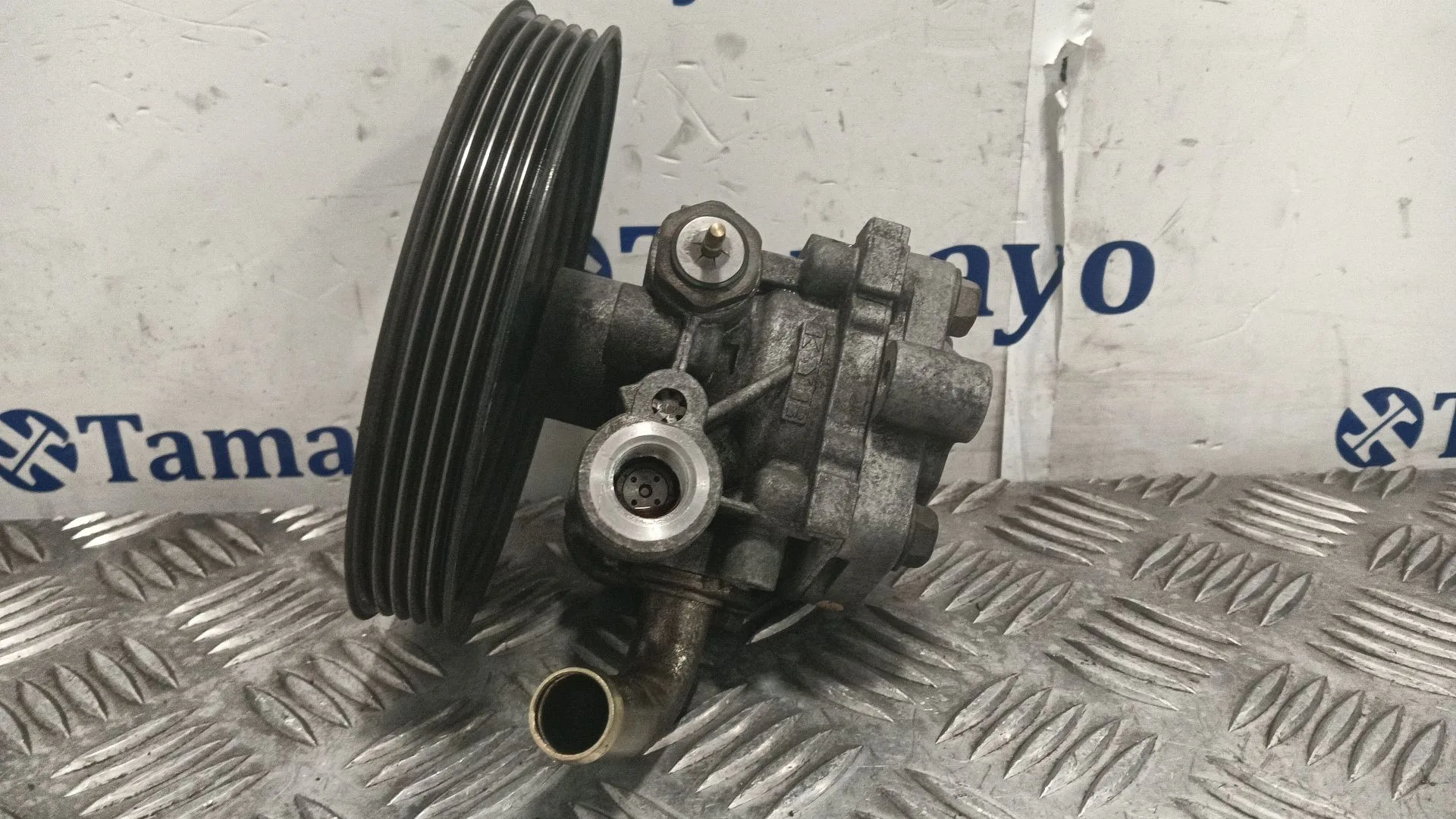 Bomba Direccion para Mitsubishi Space Wagon (N80/N90)