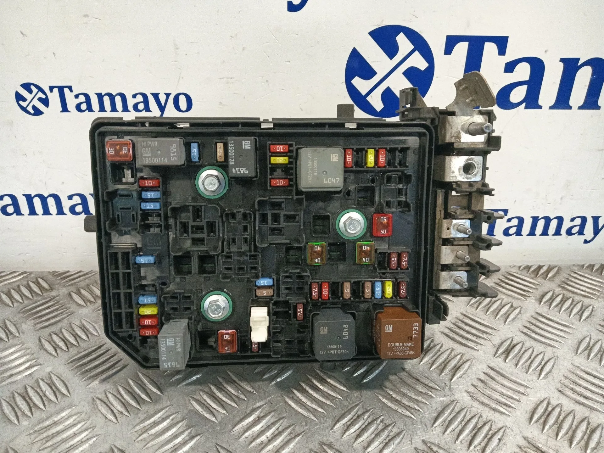 Caja Fusibles para Opel Astra K Sports Tourer (B16)