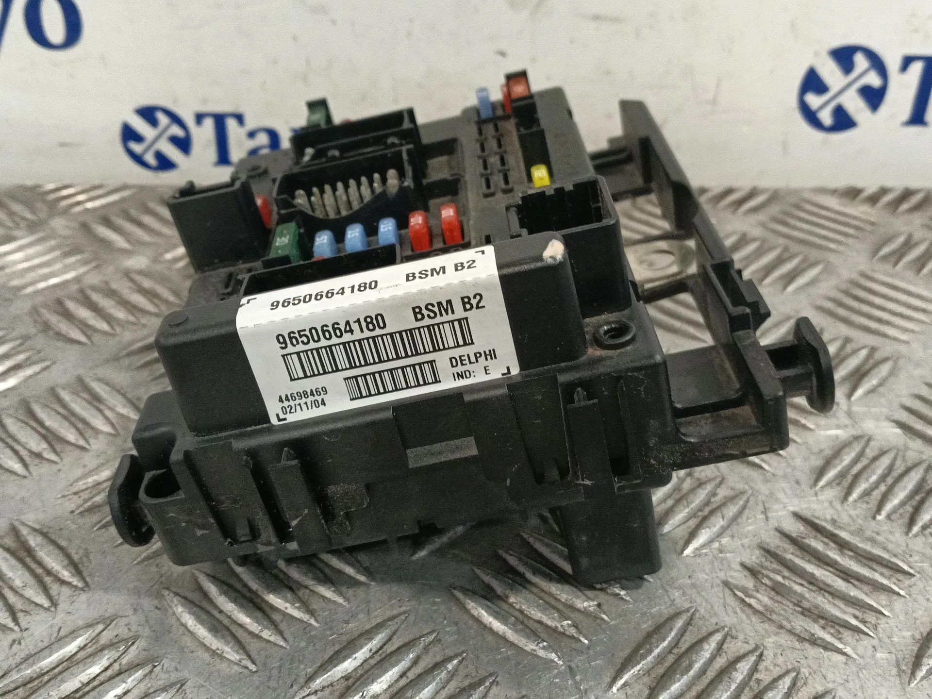 Caja Reles / Fusibles para Peugeot 206 Berlina