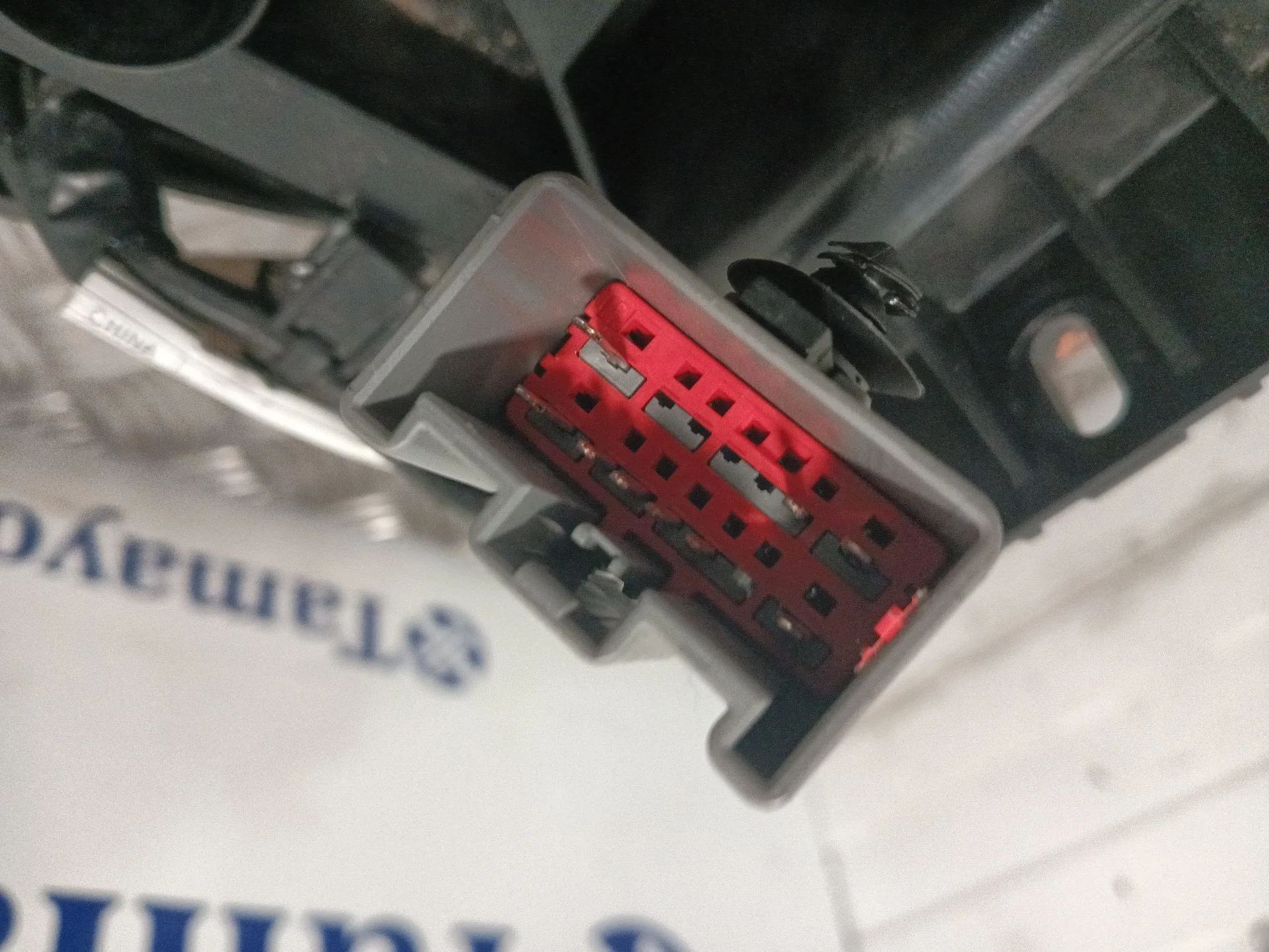 Apoyabrazos Central para Ford Kuga I