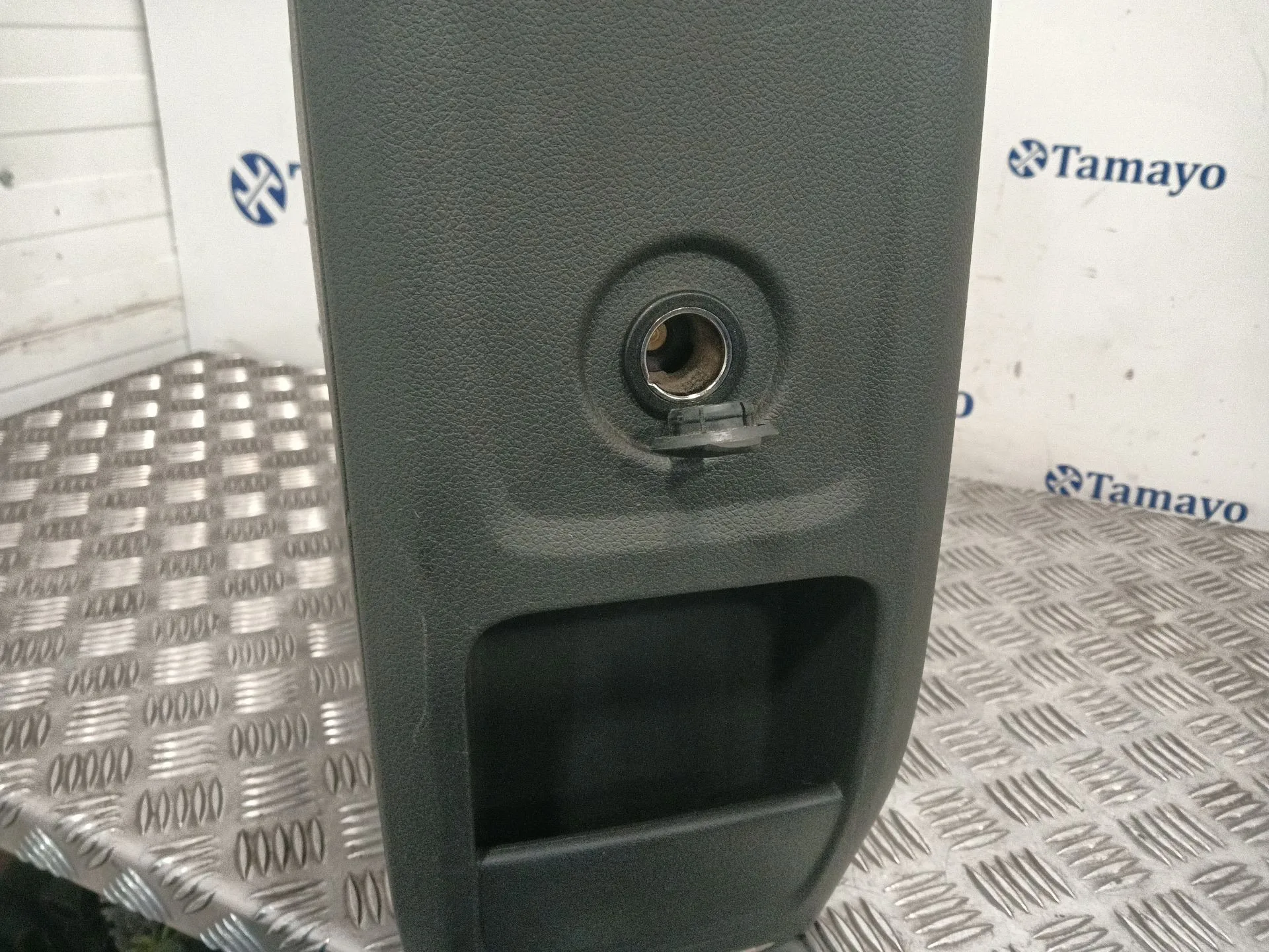 Apoyabrazos Central para Ford Kuga I