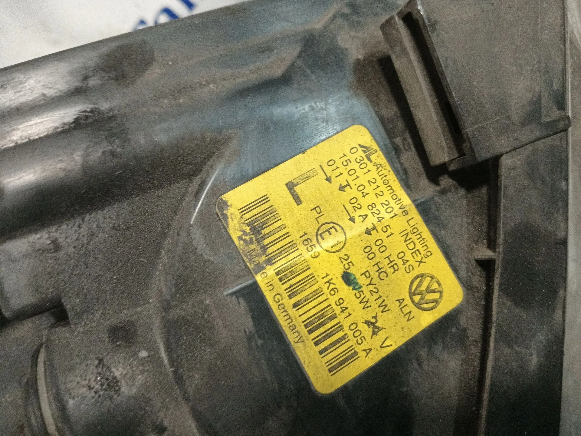 Faro Izquierdo para Volkswagen Golf V (1K1)