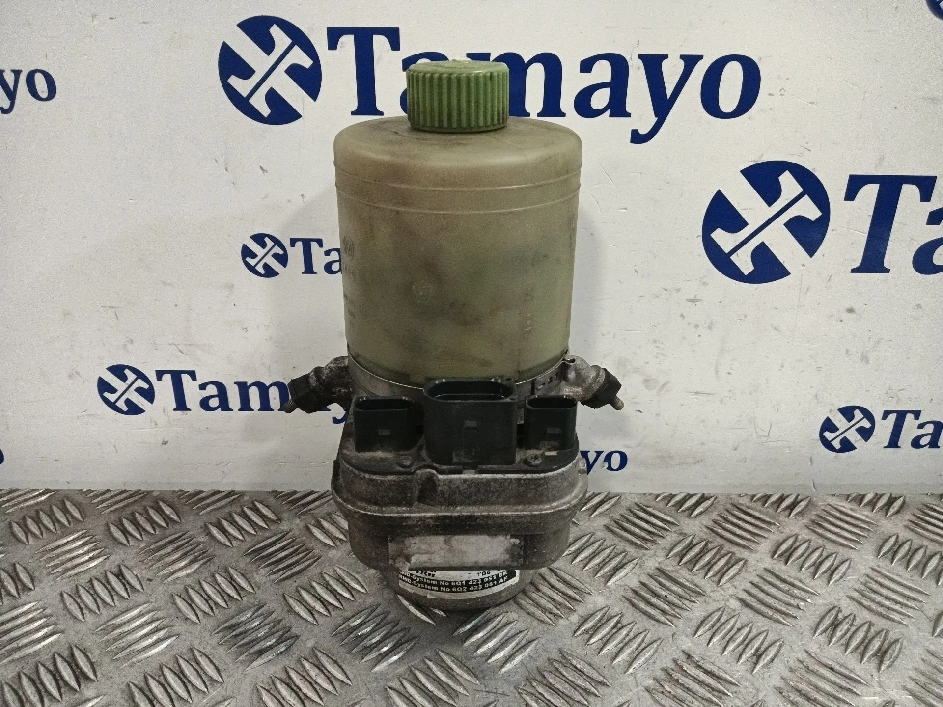 Bomba Direccion para Seat Ibiza Iii (6L1)