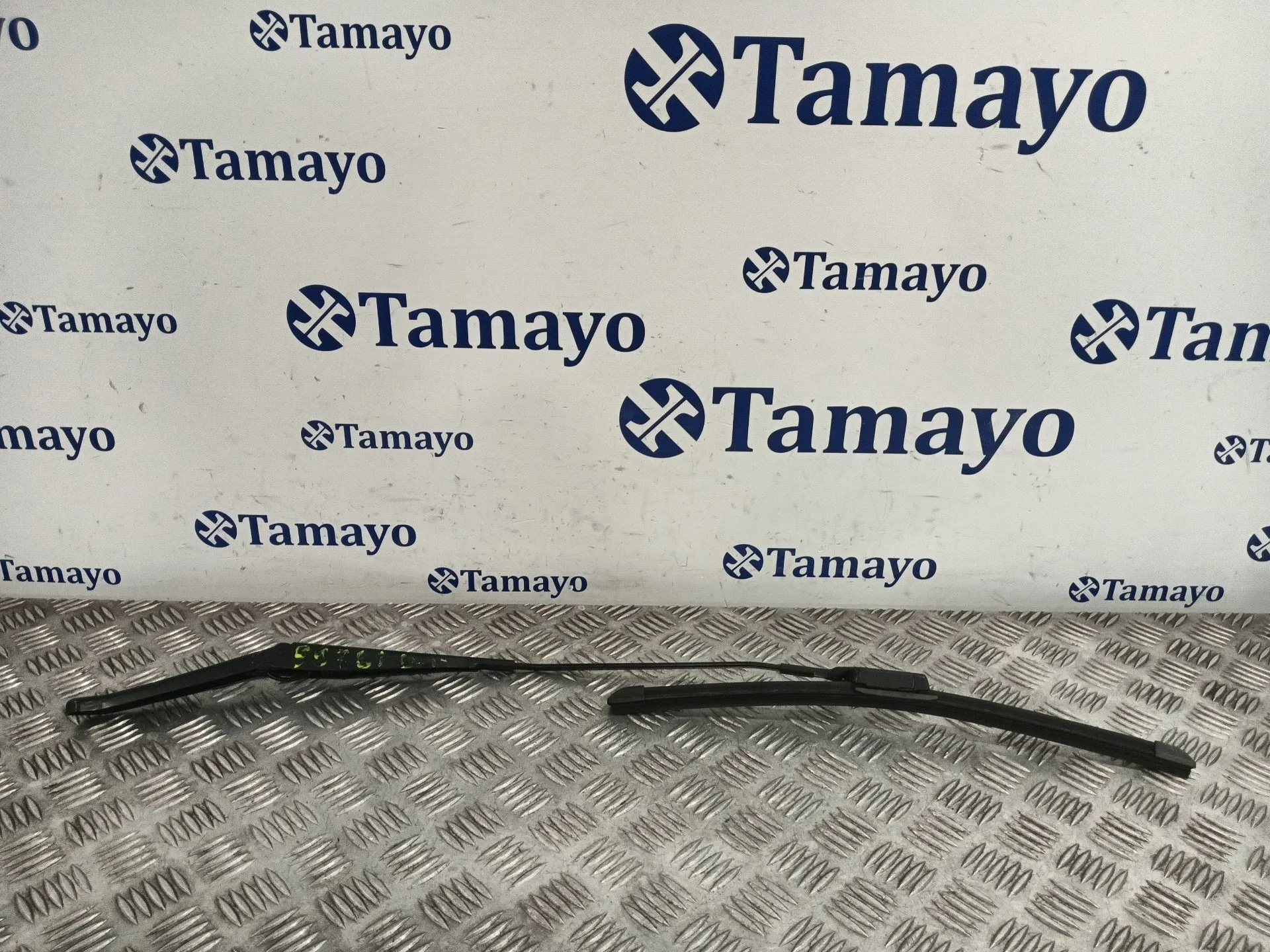 Brazo Limpia Delantero Izquierdo para Ford Kuga I