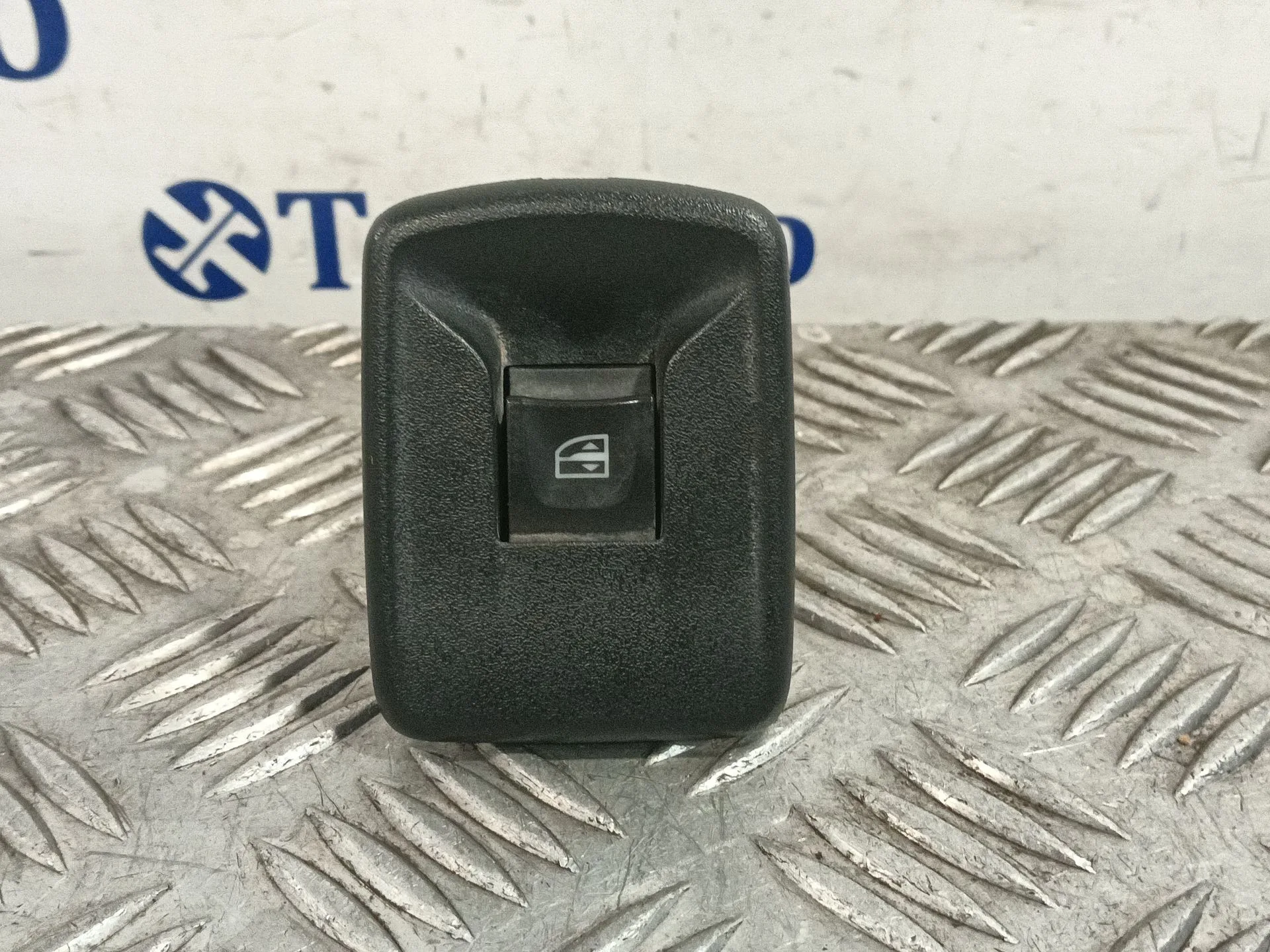 Mando Elevalunas Delantero Derecho para Dacia Dokker Furgoneta/Monovolumen