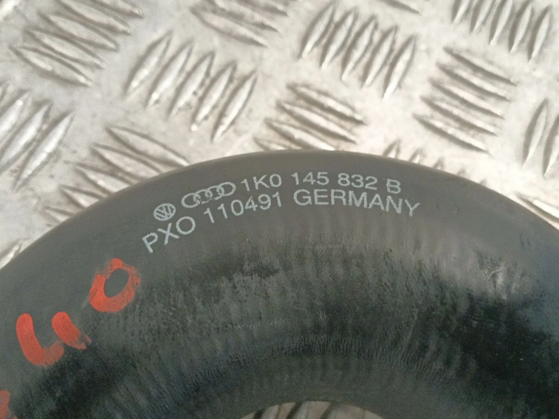Tubo para Audi A3 (8P1)