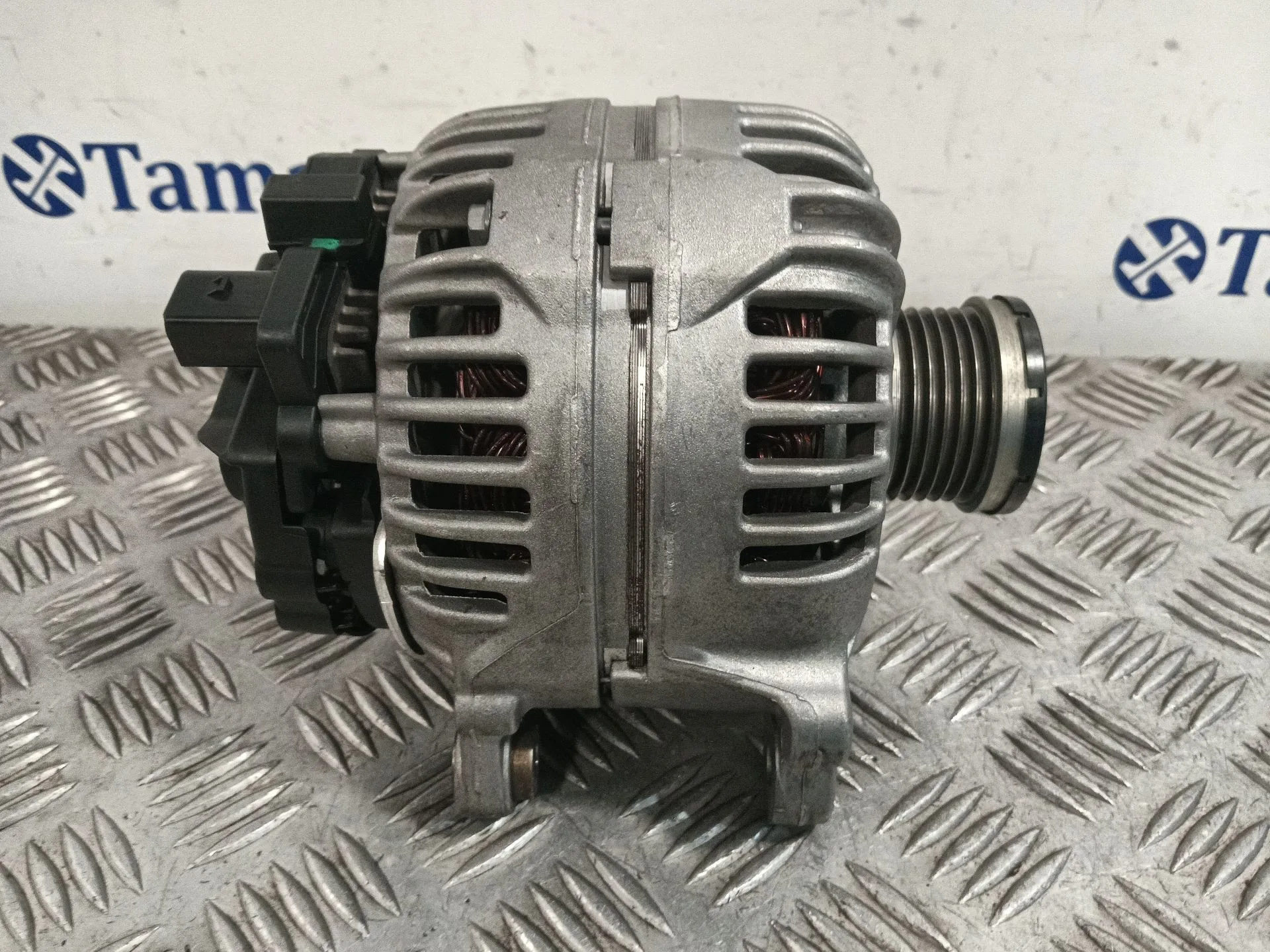 Alternador para Seat Leon (1P1)