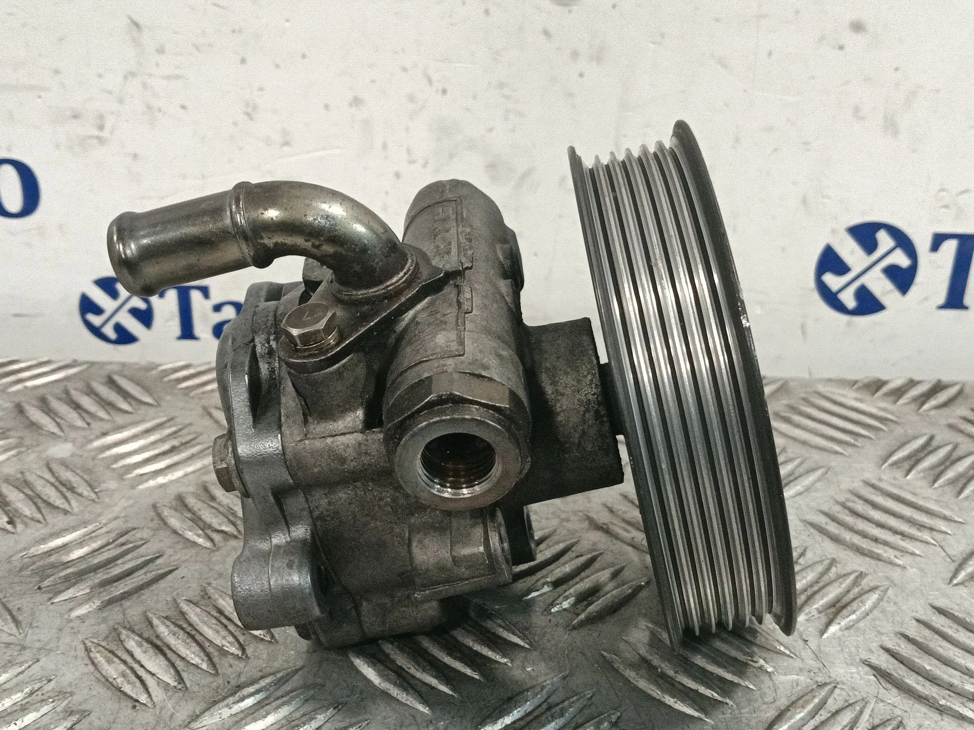 Bomba Direccion para Volkswagen Golf Iv (1J1)