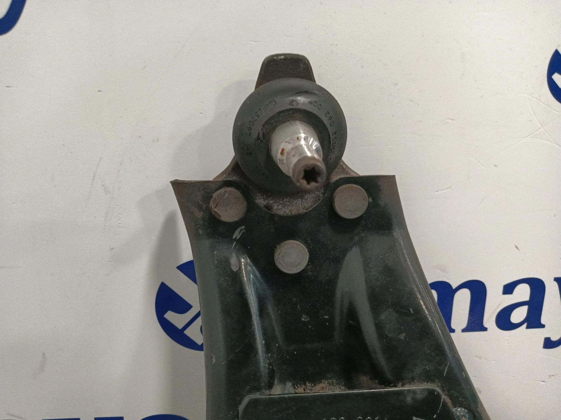 Brazo Suspension Inferior Delantero Derecho para Dacia Duster (Hs_)