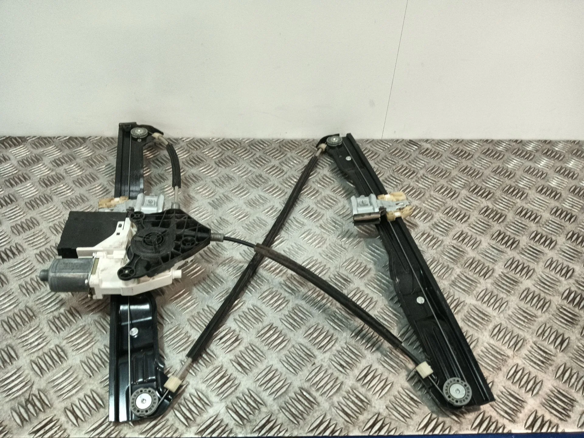 Elevalunas Delantero Derecho para Volkswagen Caddy Iv Monospace (Sab, Saj)