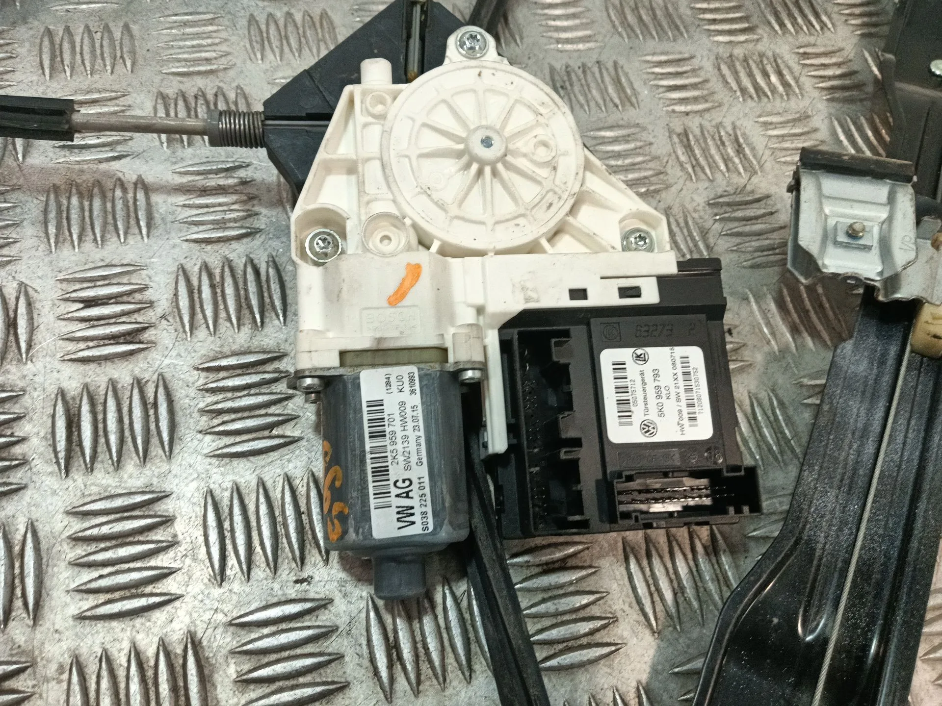 Elevalunas Delantero Izquierdo para Volkswagen Caddy Iv Monospace (Sab, Saj)