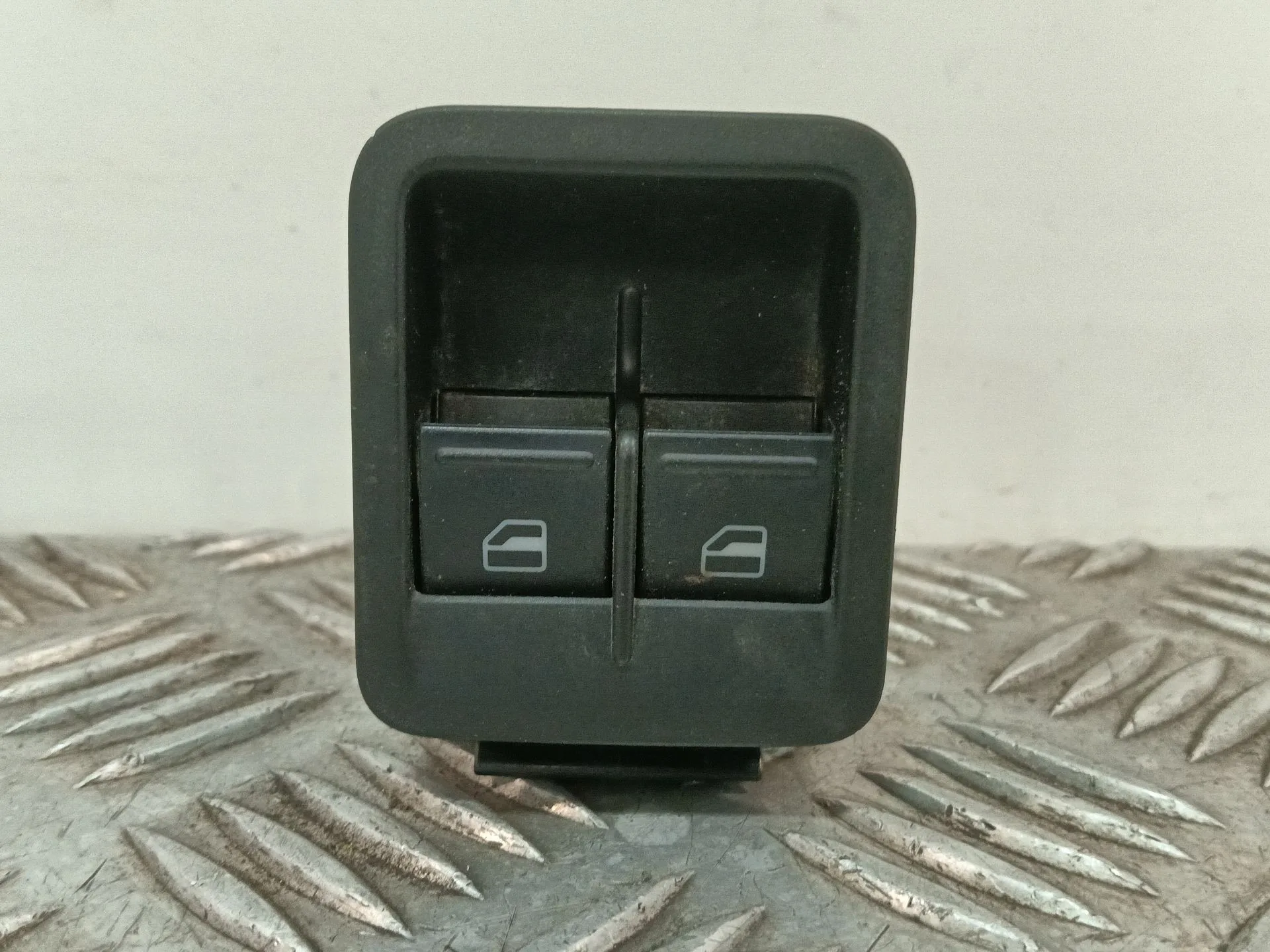 Mando Elevalunas Delantero Izquierdo para Volkswagen Caddy Iv Monospace (Sab, Saj)