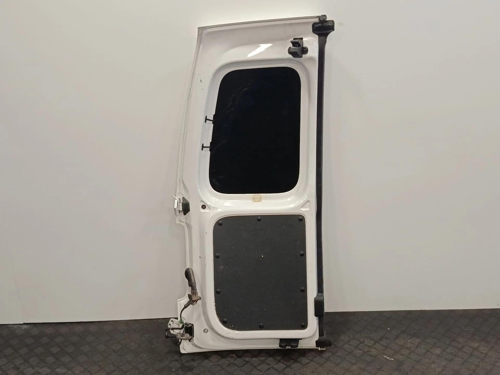 Puerta Trasera Carga Derecha para Volkswagen Caddy Iv Monospace (Sab, Saj)