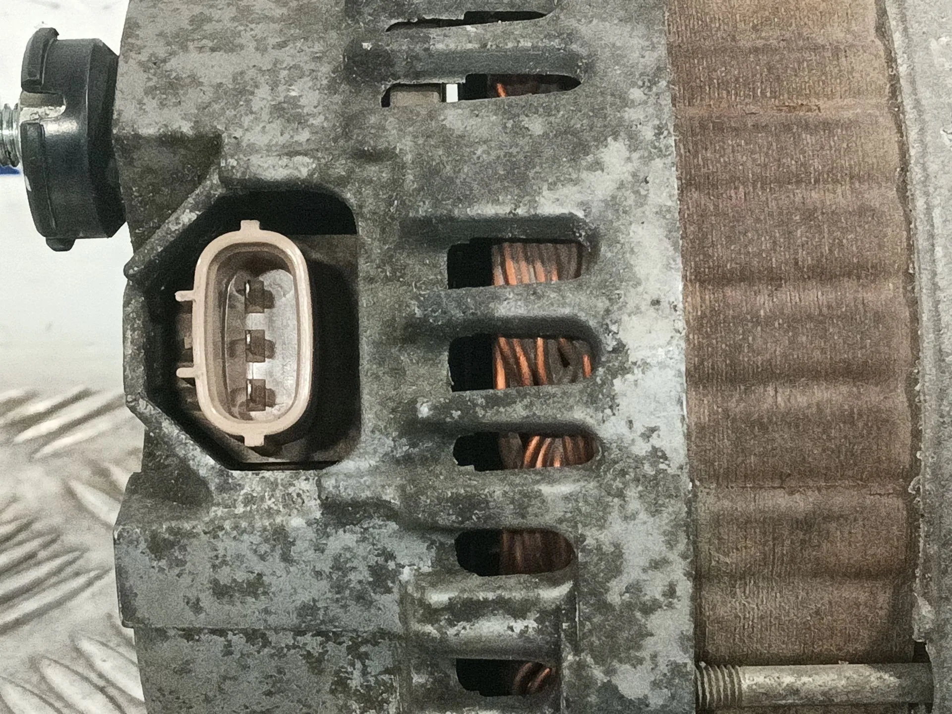 Alternador para Nissan Qashqai I (J10, Nj10)