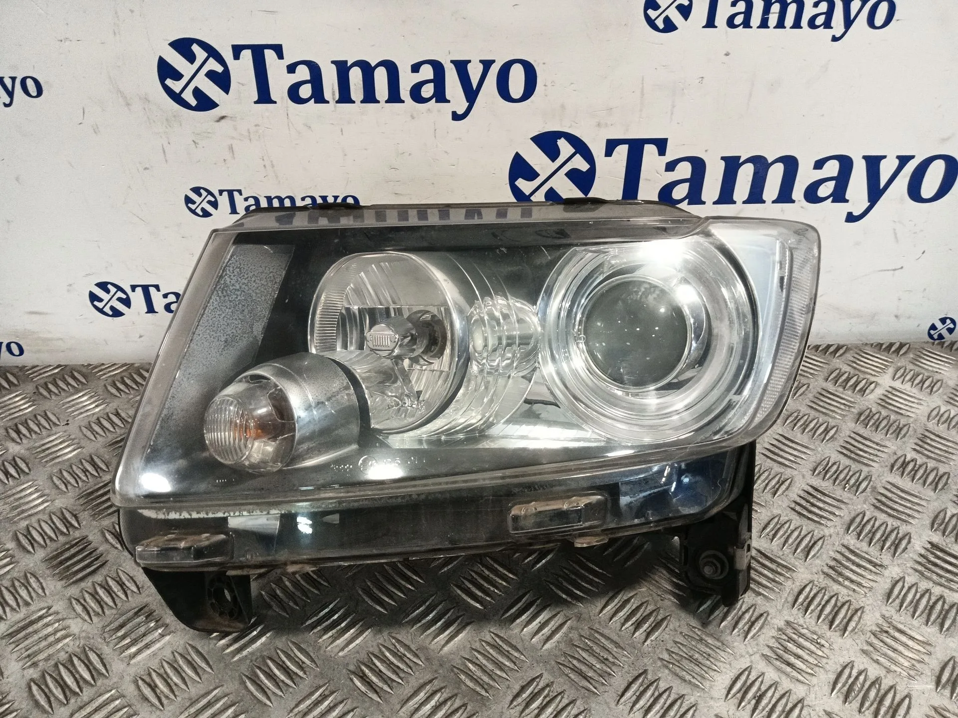 Faro Izquierdo para Jeep Compass (Mk49)