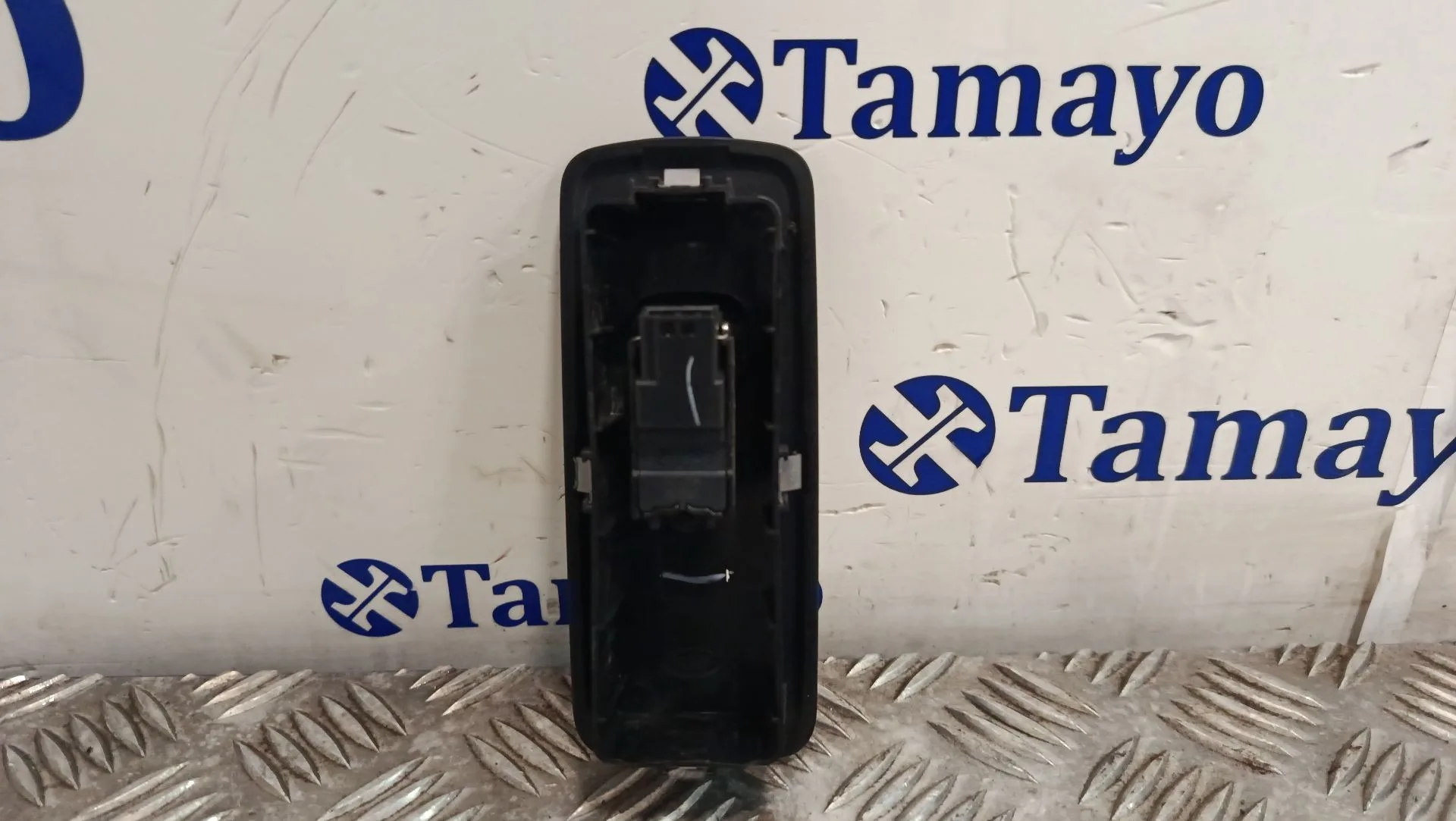 Mando Elevalunas Trasero Izquierdo para Land Rover Discovery Iv (L319)