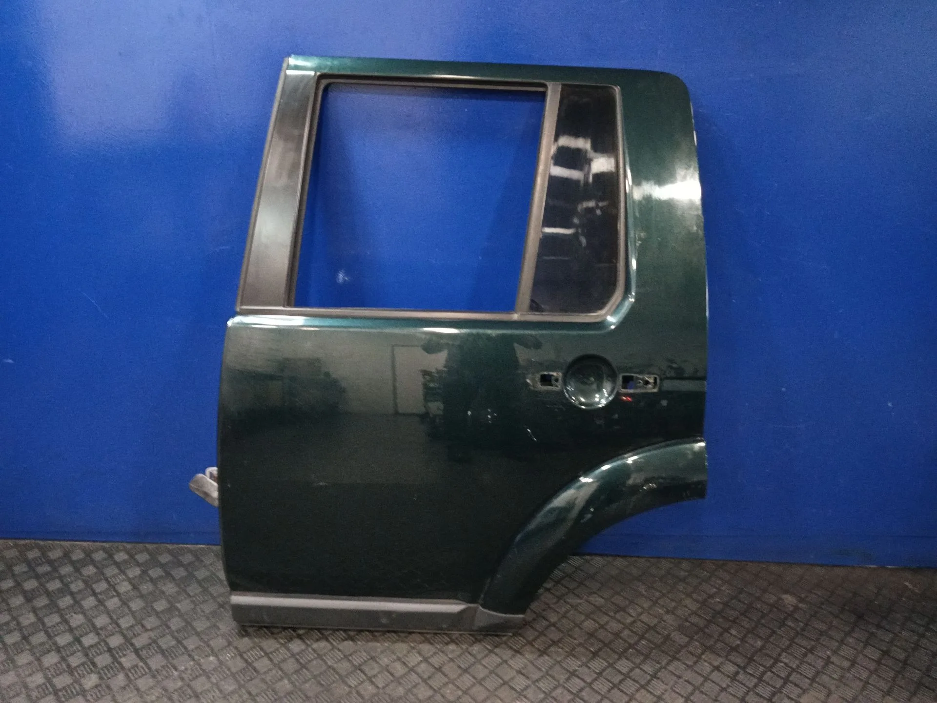 Puerta Trasera Izquierda para Land Rover Discovery Iv (L319)