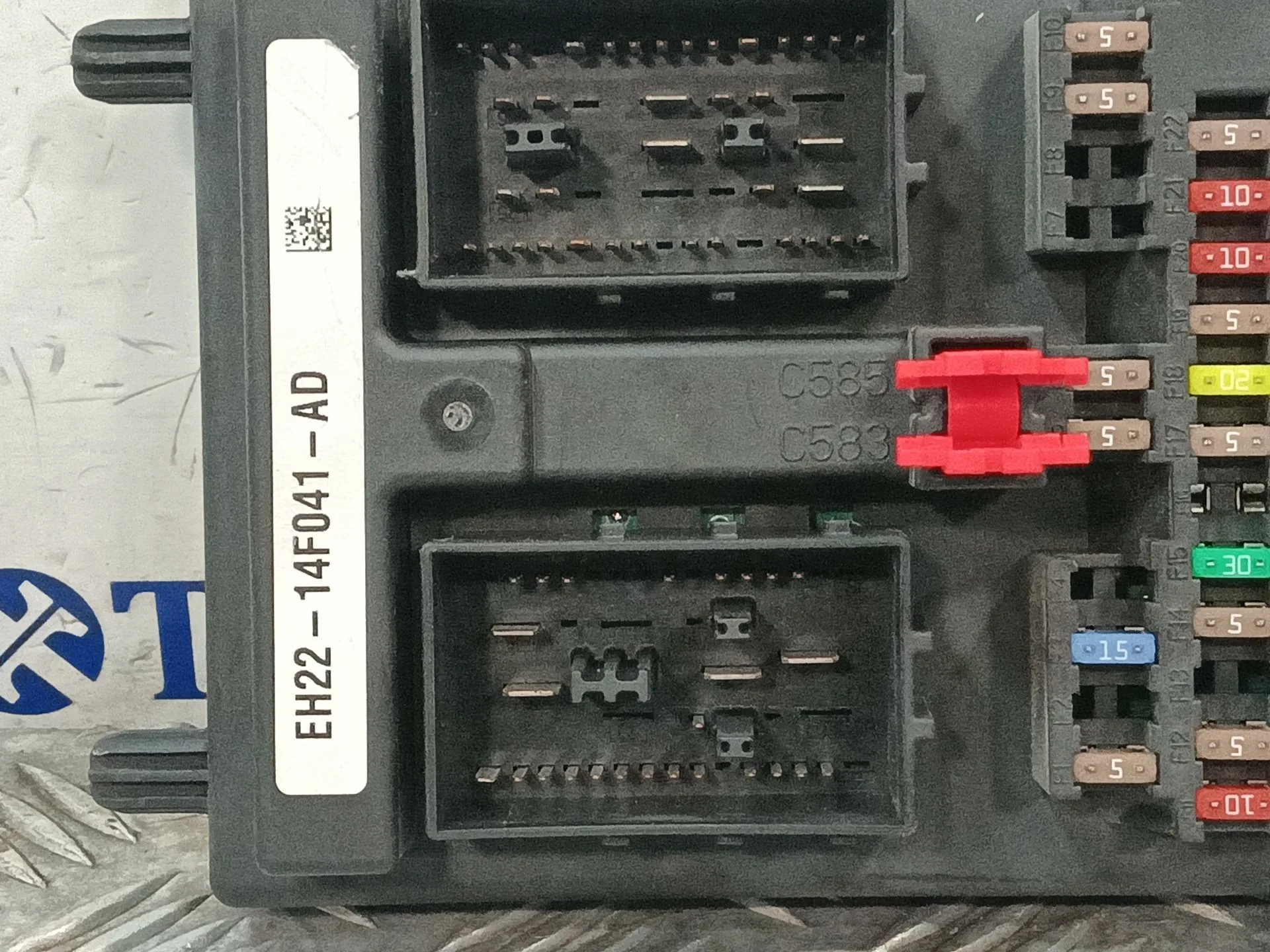 Caja Reles / Fusibles para Land Rover Discovery Iv (L319)