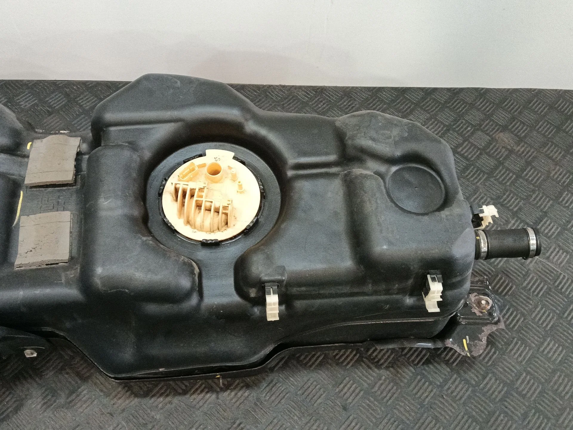 Deposito Combustible para Land Rover Discovery Iv (L319)