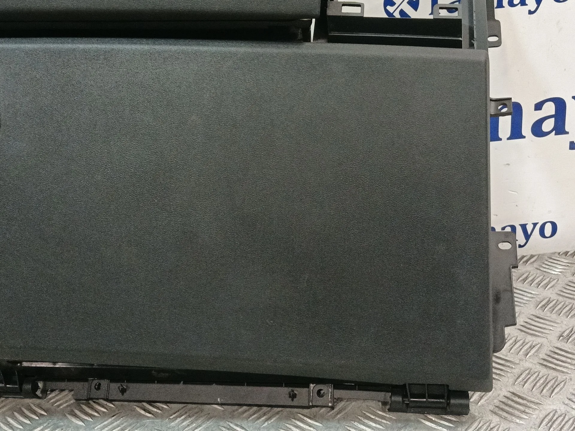 Guantera para Land Rover Discovery Iv (L319)