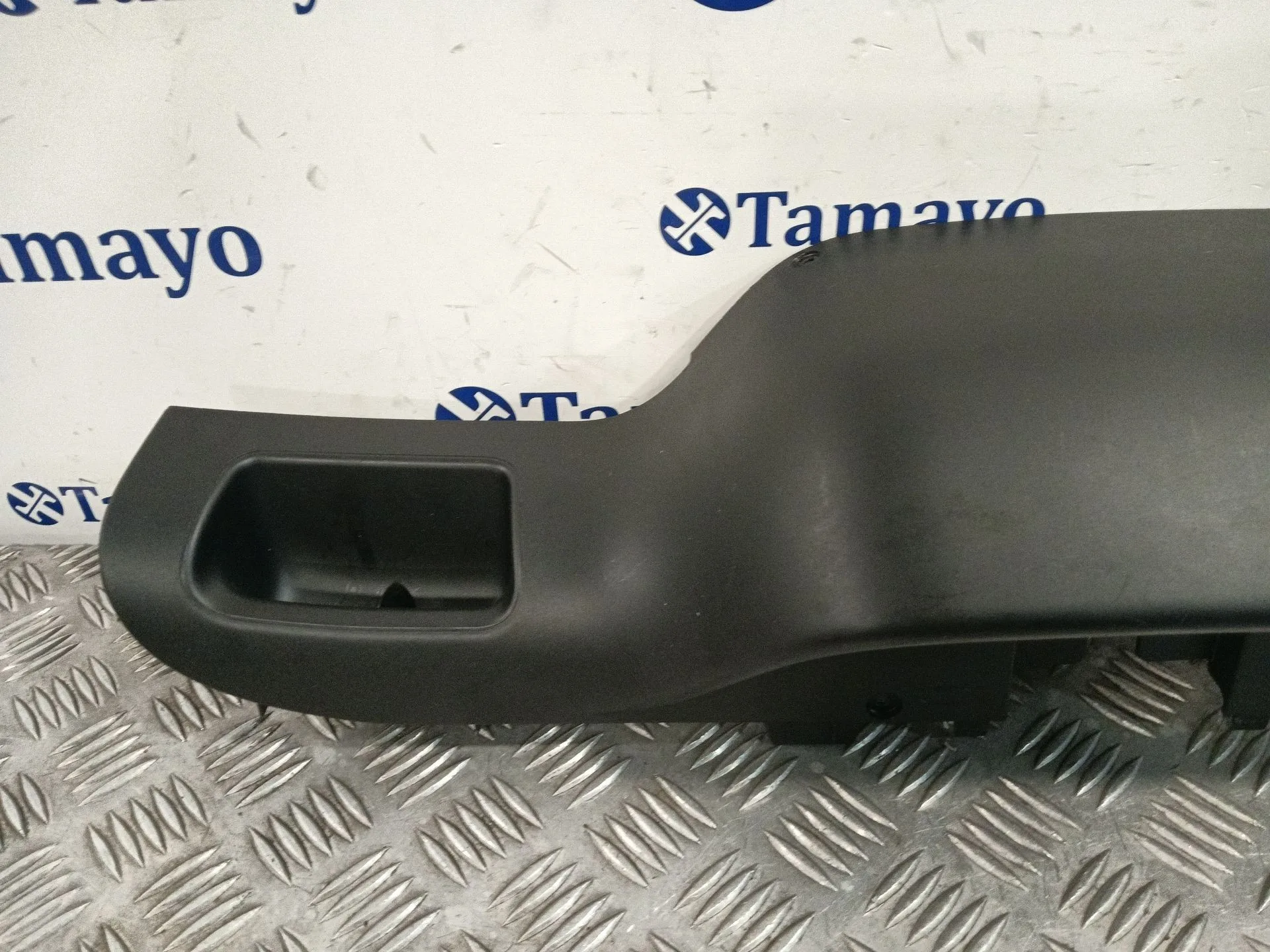 Plasticos Interior Porton para Ford Kuga I