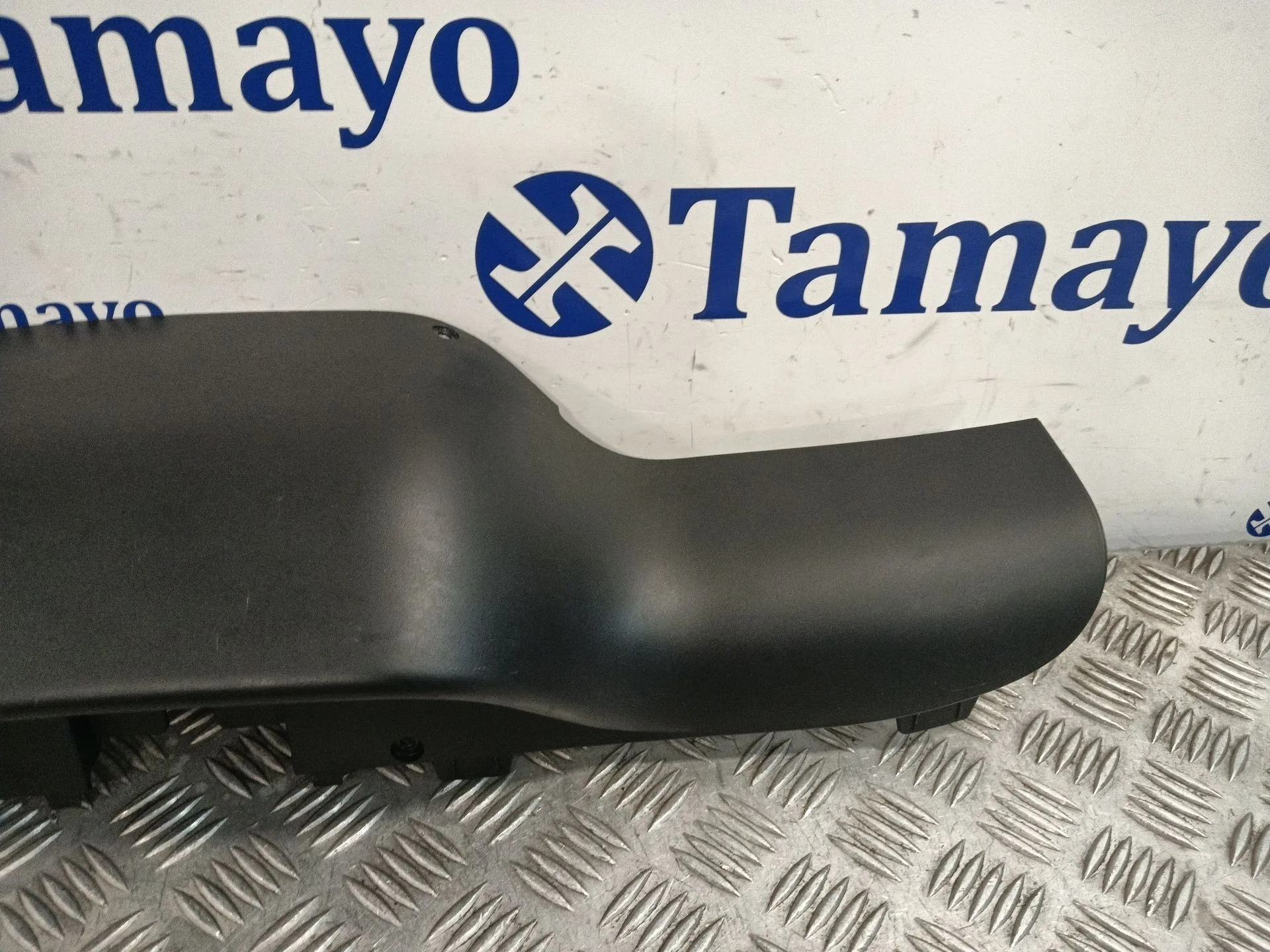 Plasticos Interior Porton para Ford Kuga I