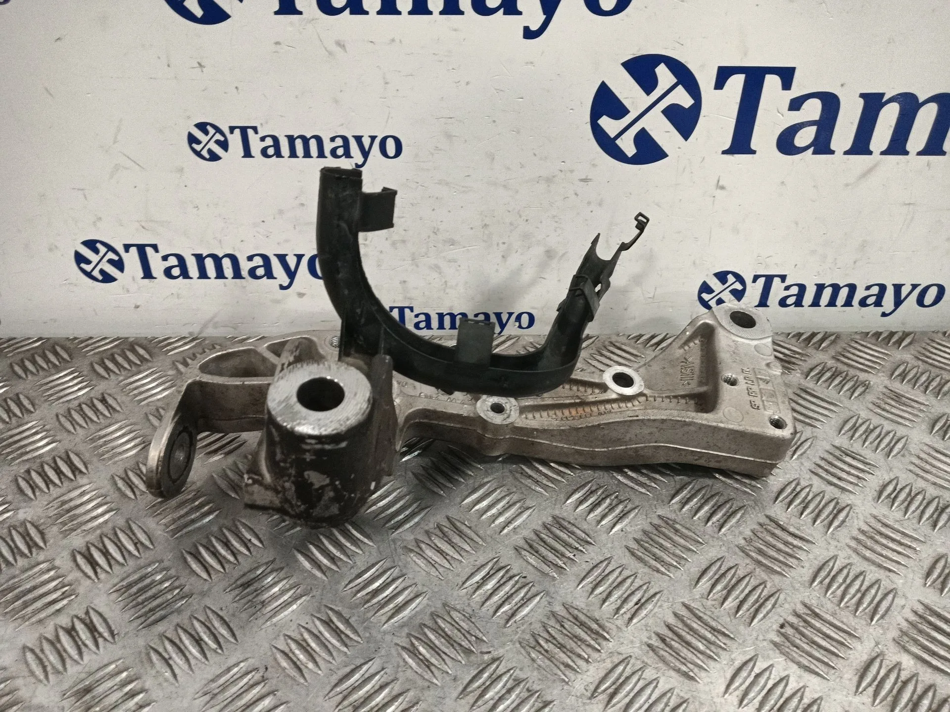 Soporte Brazo Suspension Delantero Izquierdo para Volkswagen Golf V (1K1)