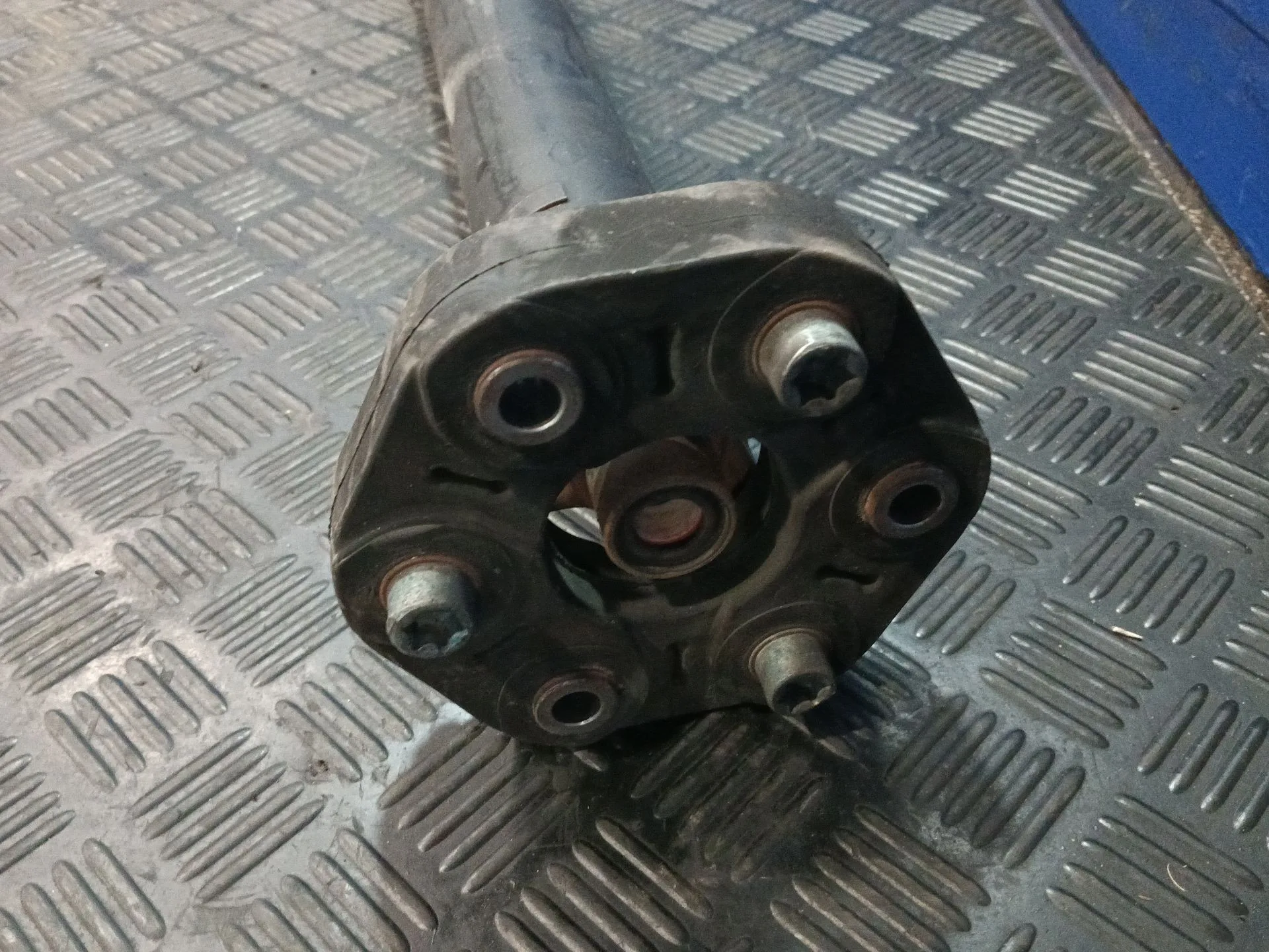 Transmision Central Trasera para Mercedes-Benz Clase C (W205)