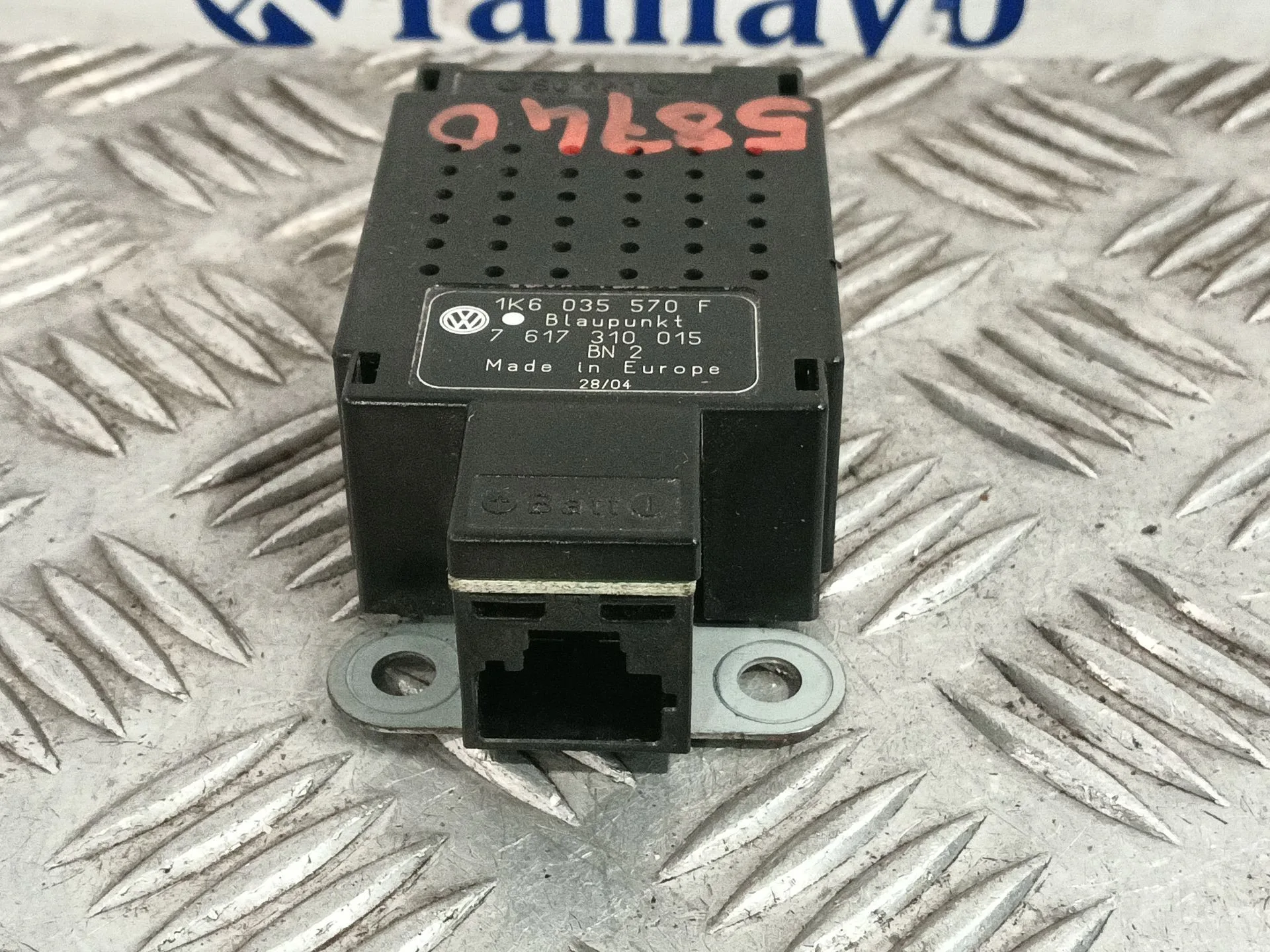 Amplificador De Antena para Volkswagen Golf V (1K1)