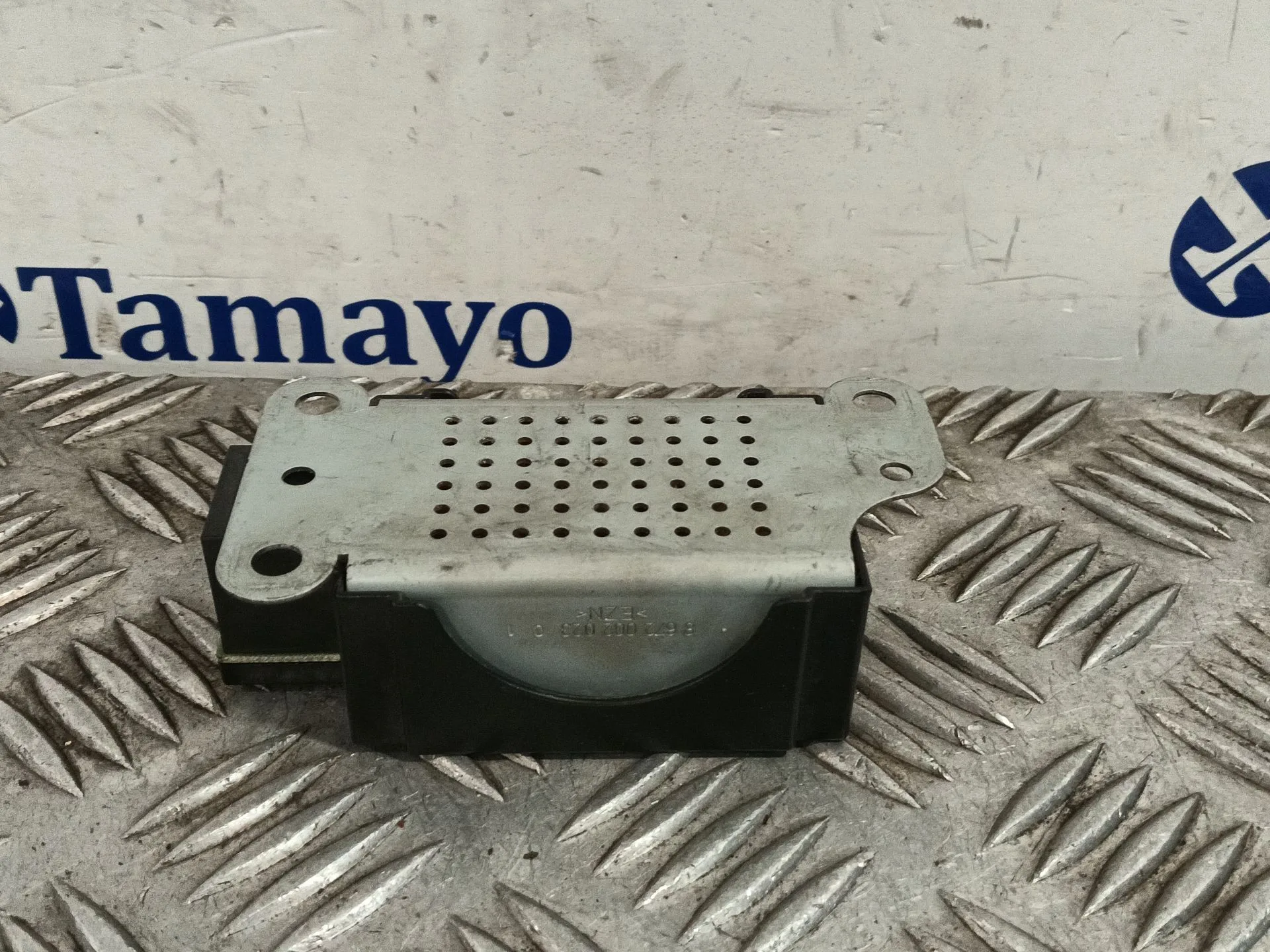 Amplificador De Antena para Volkswagen Golf V (1K1)