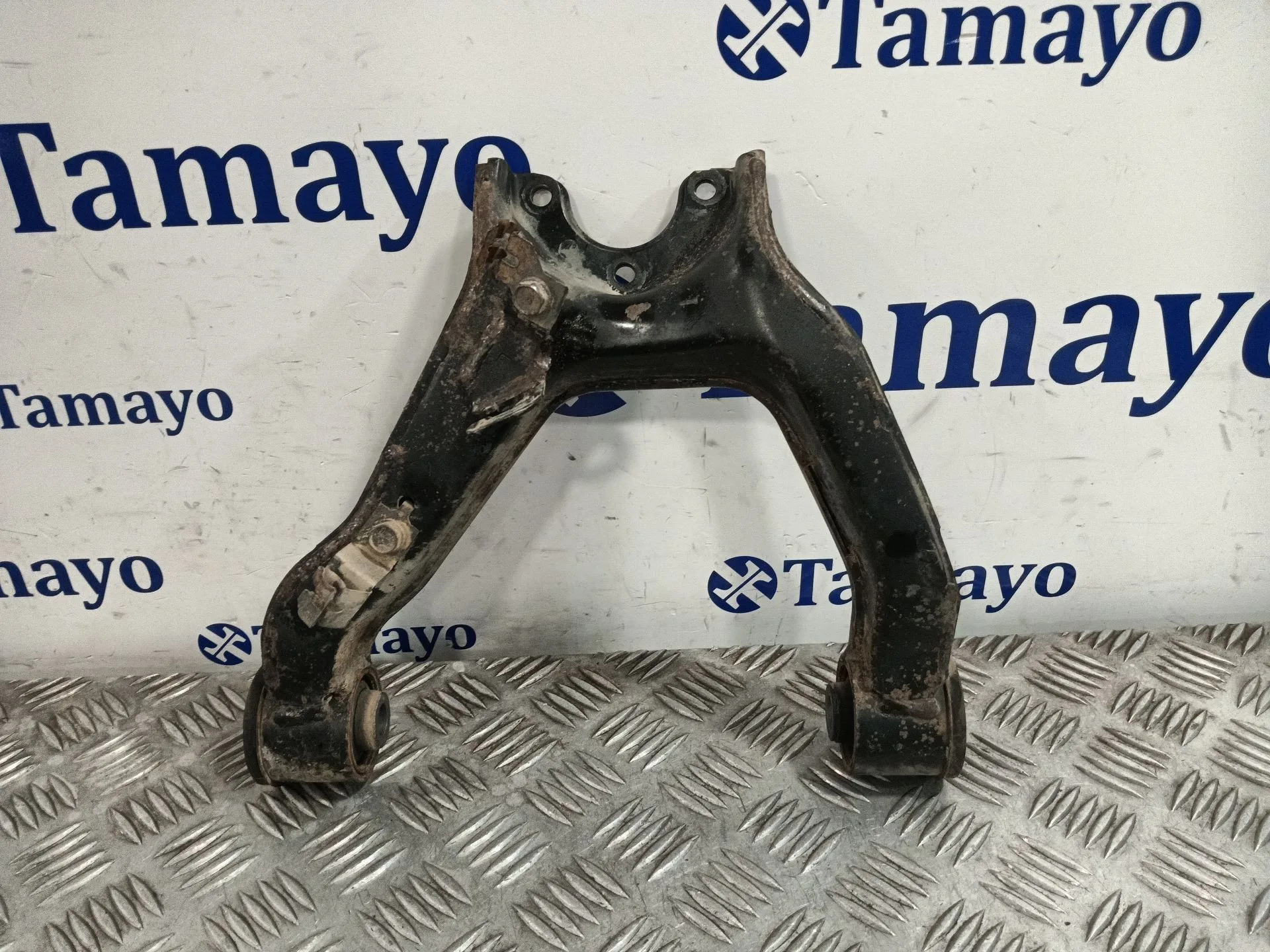 Brazo Suspension Inferior Delantero Izquierdo para Mitsubishi Montero (V60/V70)