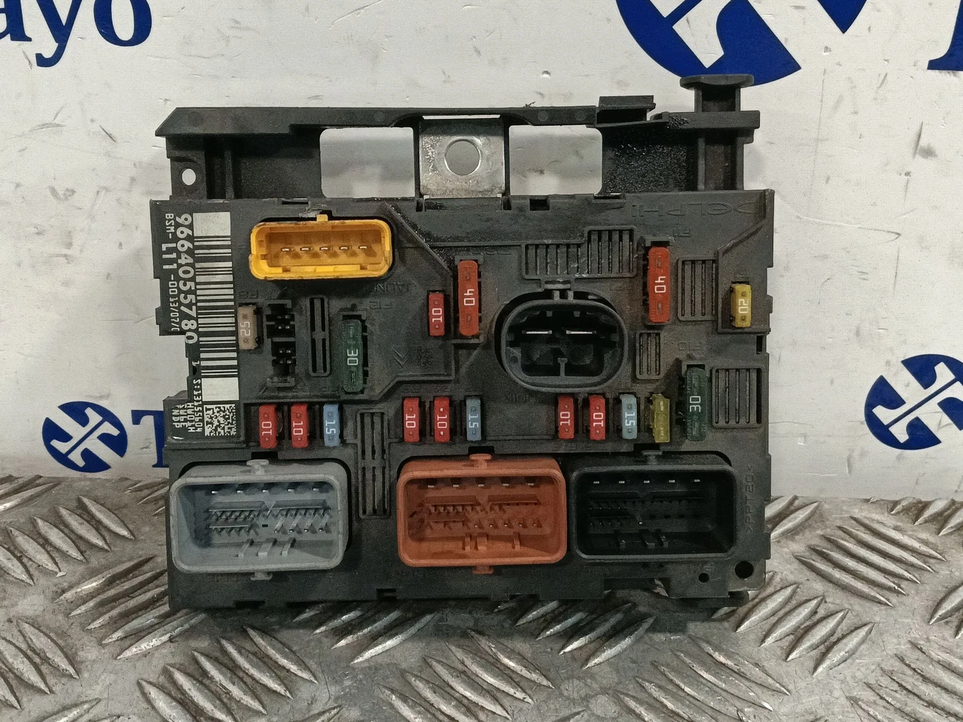 Caja Reles / Fusibles para Peugeot 207/207+ (Wa_, Wc_)