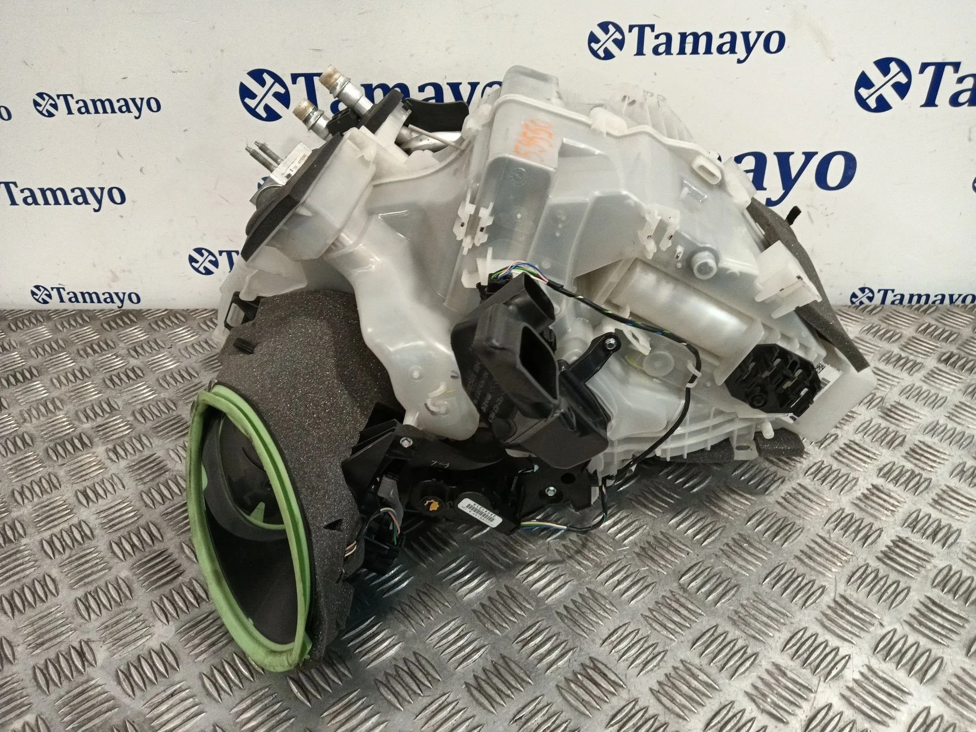 Calefaccion Entera Normal para Peugeot 208 I (Ca_, Cc_)