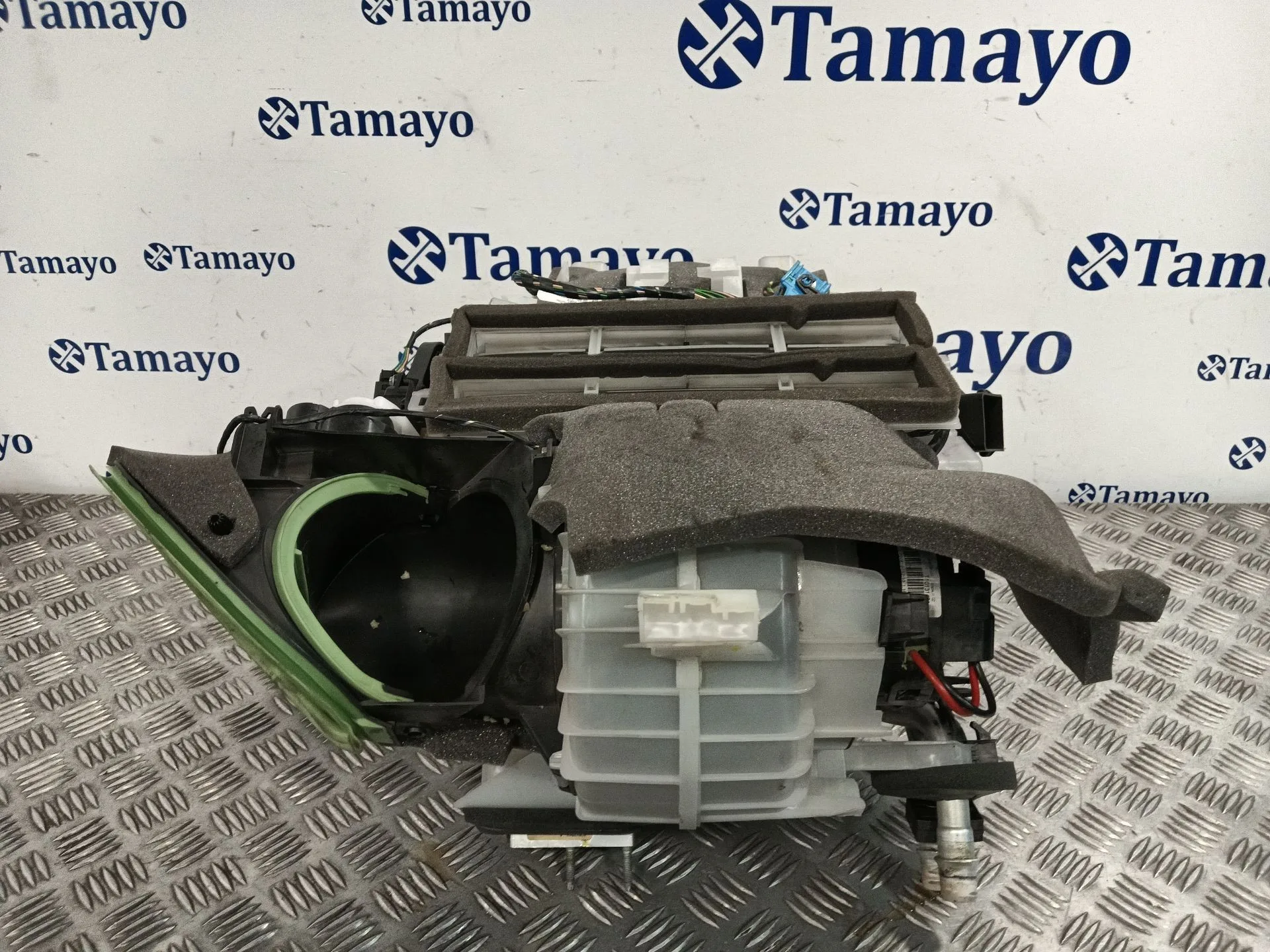 Calefaccion Entera Normal para Peugeot 208 I (Ca_, Cc_)