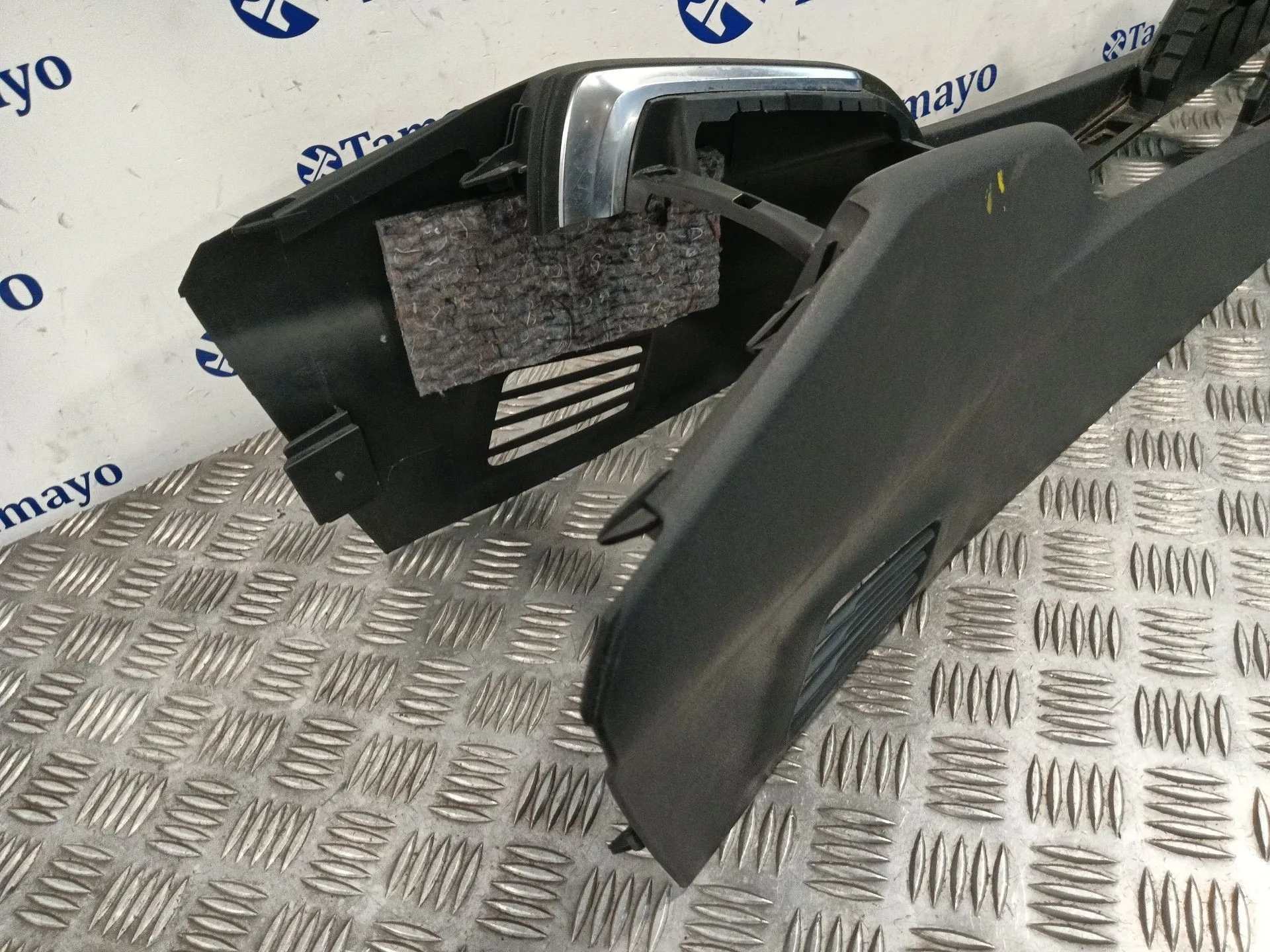 Consola Central para Peugeot 208 I (Ca_, Cc_)