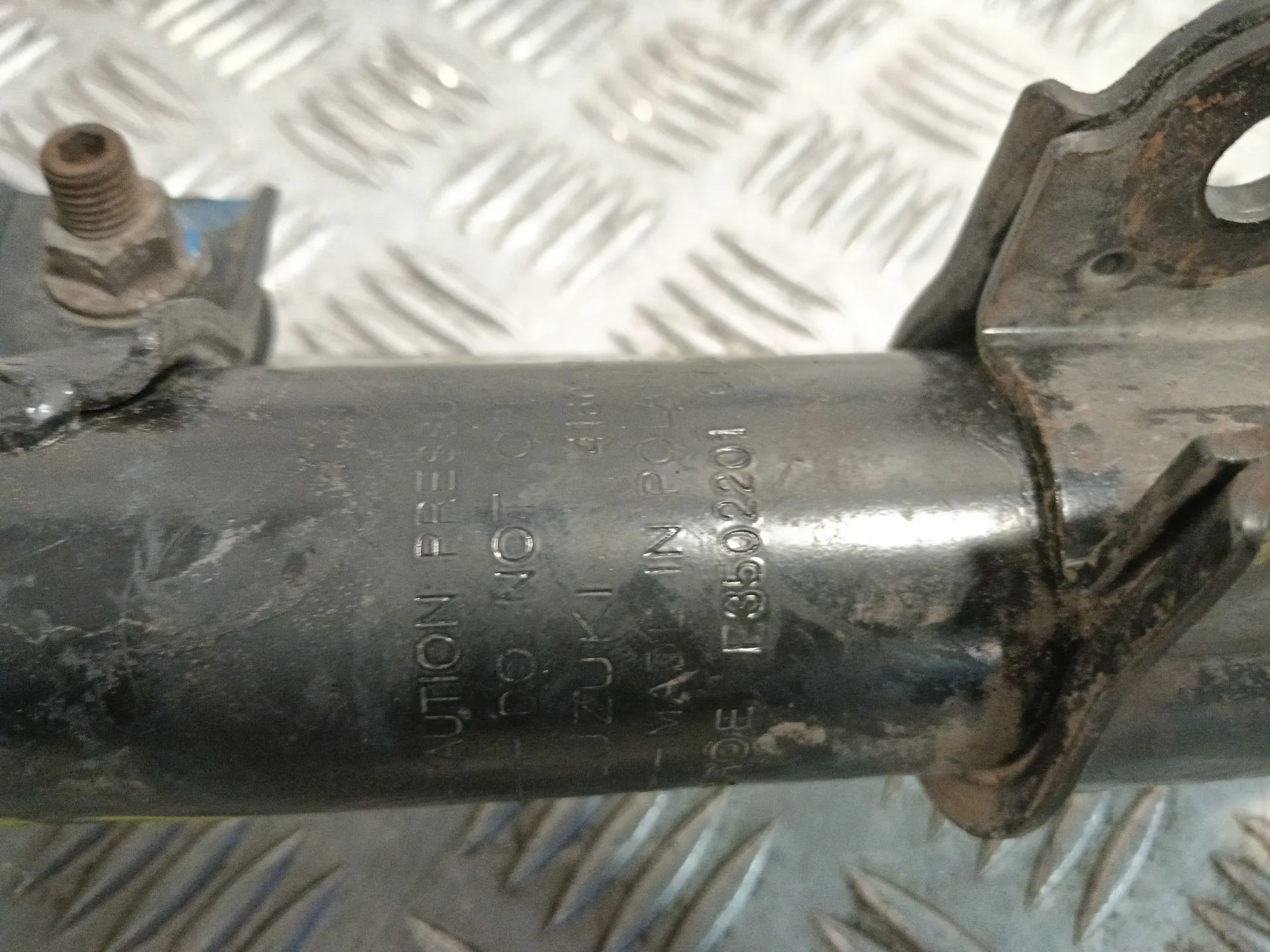 Amortiguador Delantero Derecho para Suzuki Swift Iii (Mz, Ez)