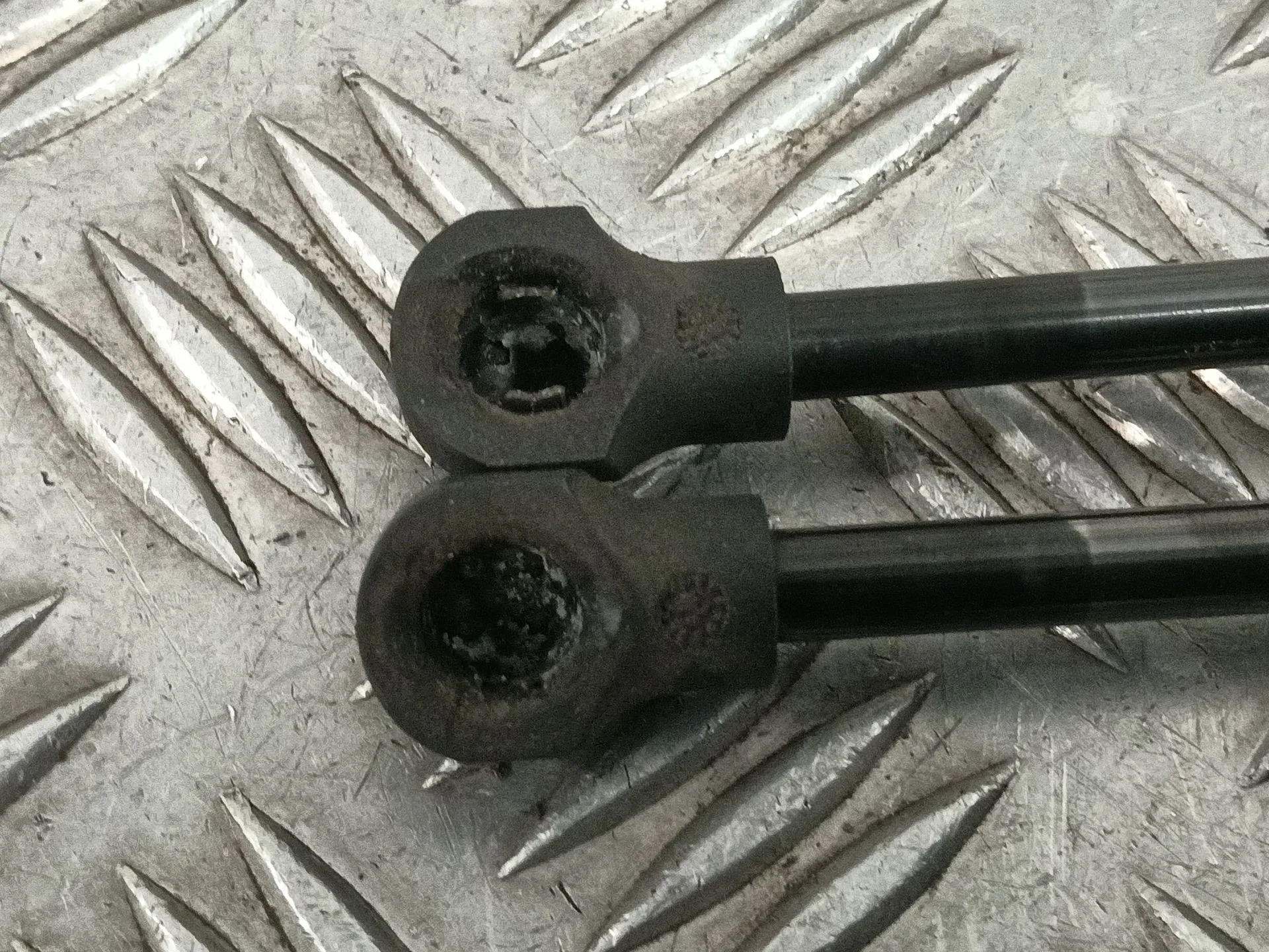 Amortiguadores Maletero / Porton para Renault Clio Iv (Bh_)