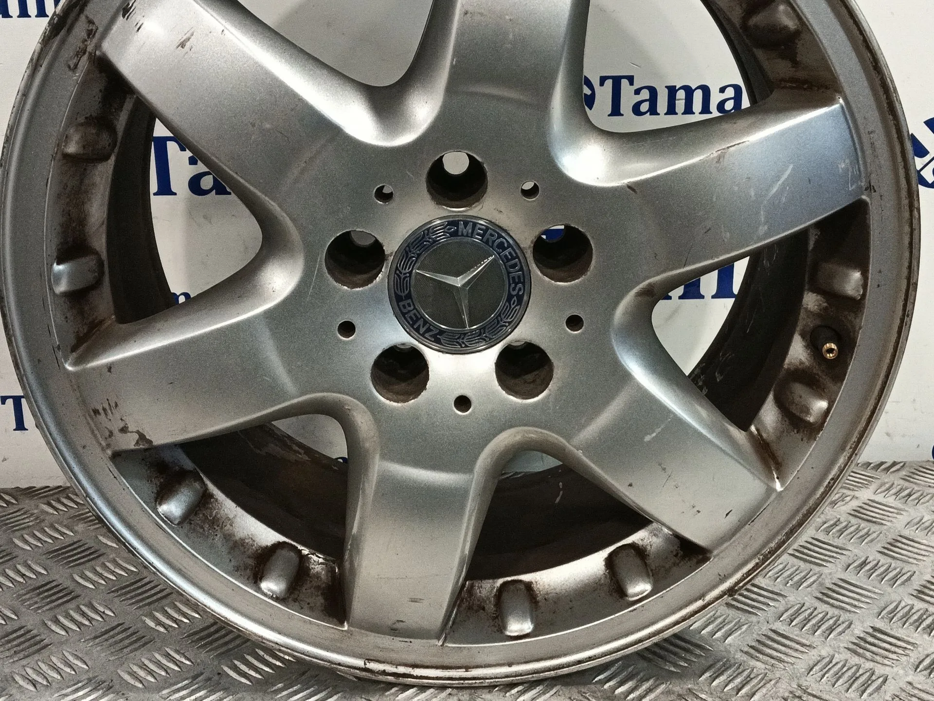 Llanta para Mercedes-Benz Clase M (W163)