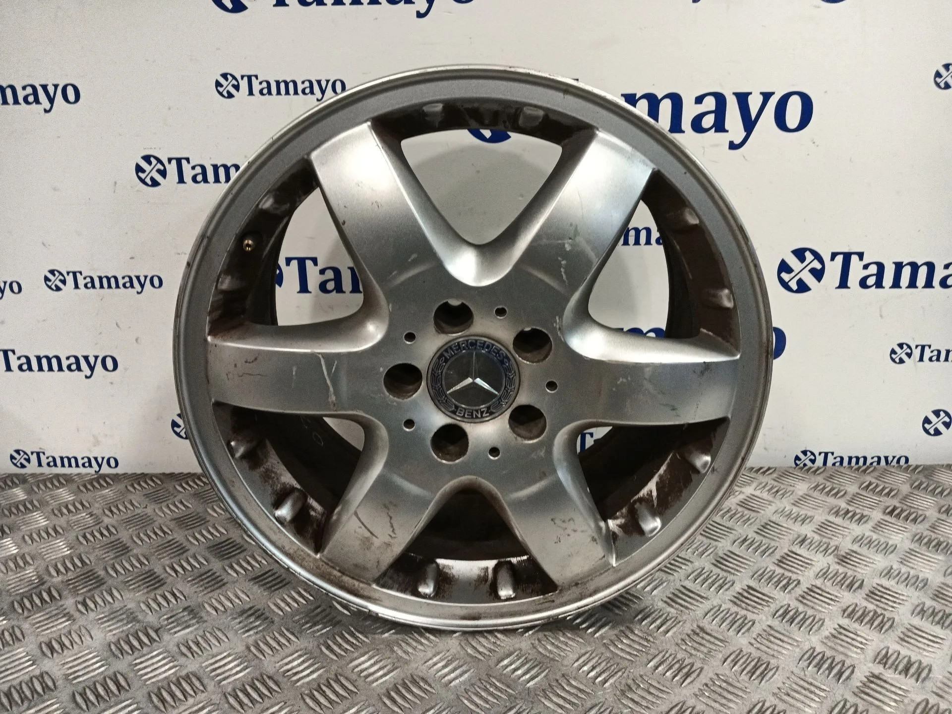 Llanta para Mercedes-Benz Clase M (W163)