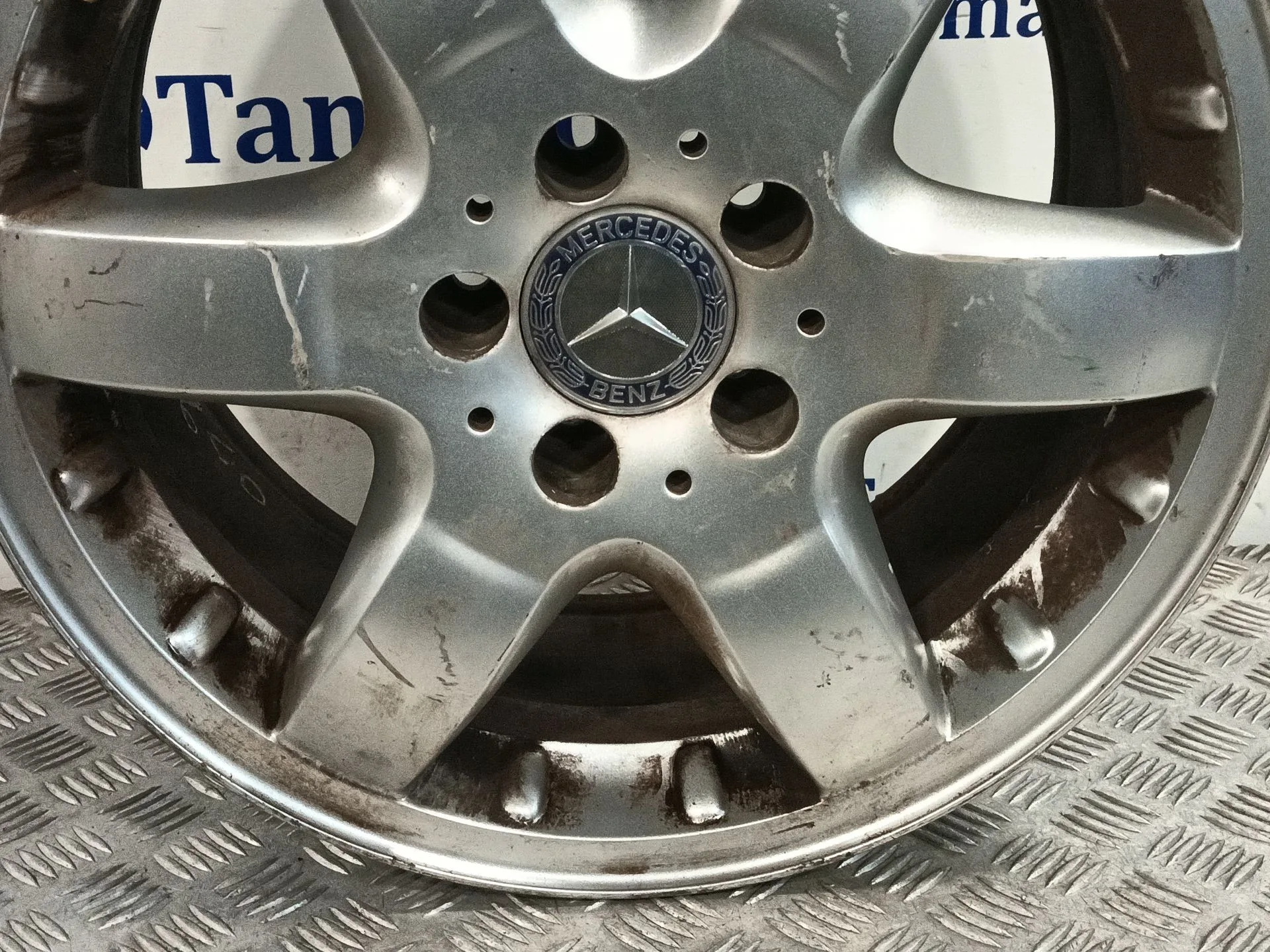 Llanta para Mercedes-Benz Clase M (W163)