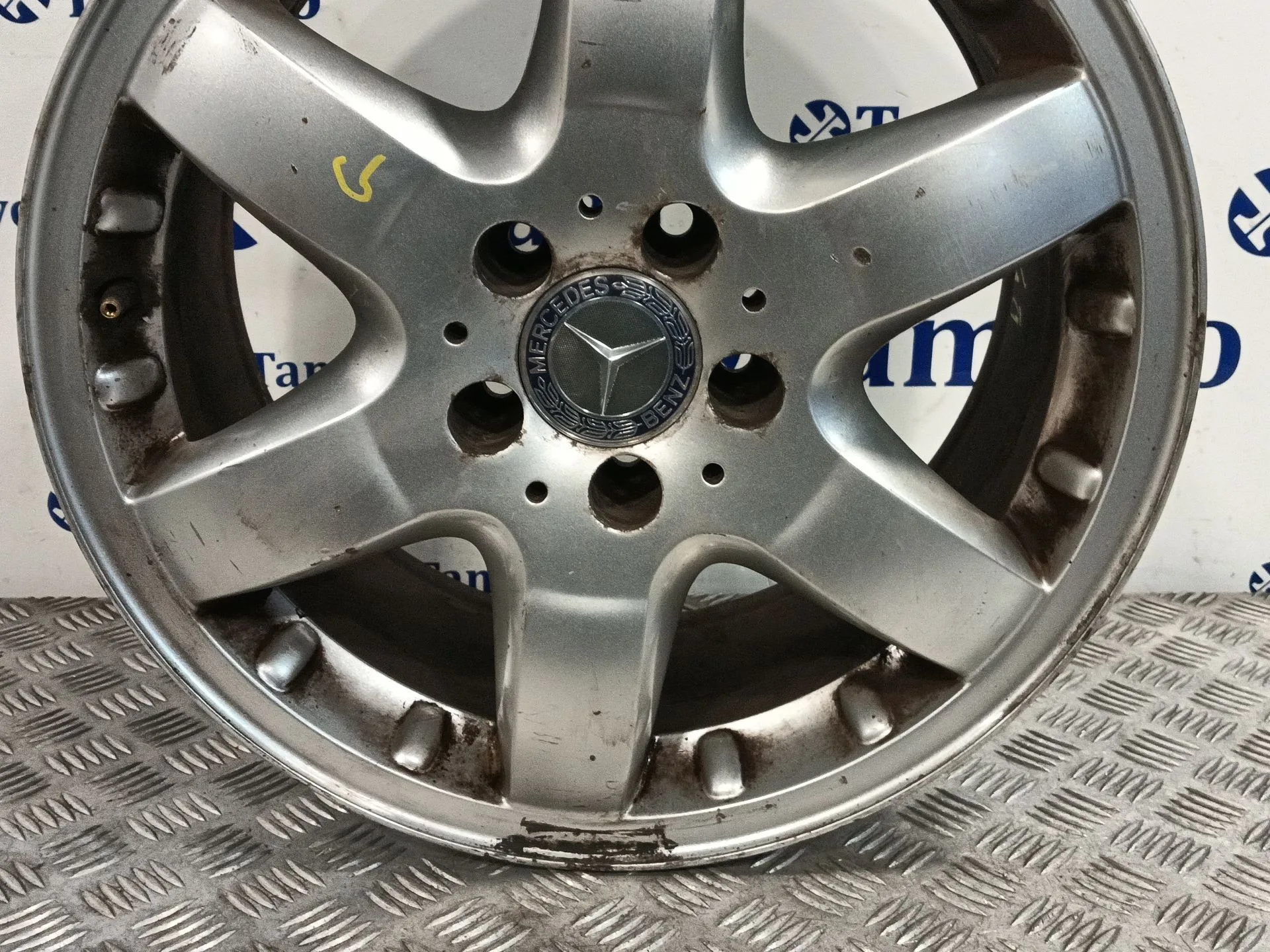 Llanta para Mercedes-Benz Clase M (W163)